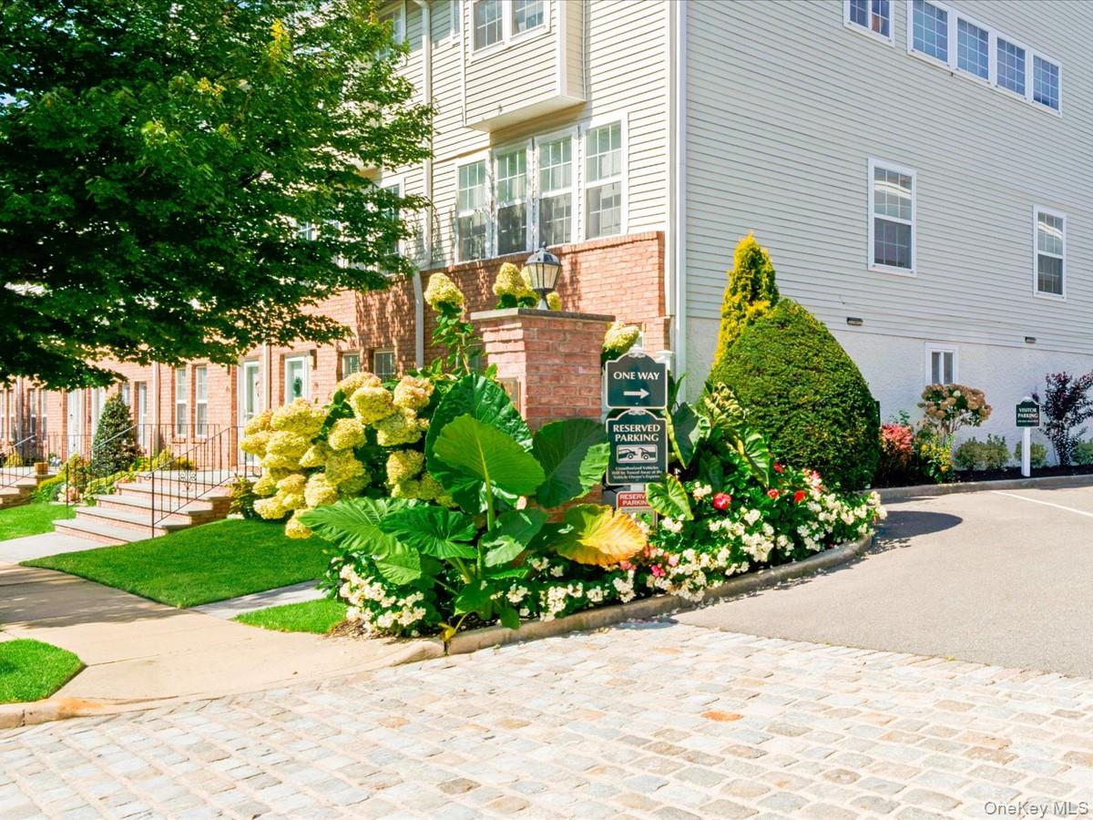 208 Hendrick Avenue E – For Sale photo 21