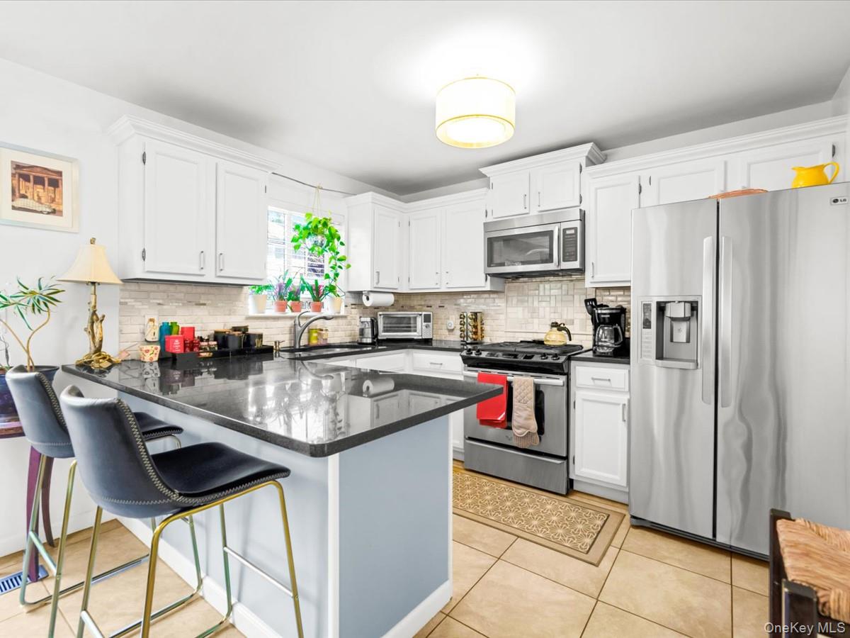 208 Hendrick Avenue E – For Sale photo 10