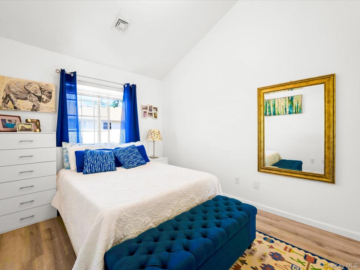 208 Hendrick Avenue E – For Sale photo 16