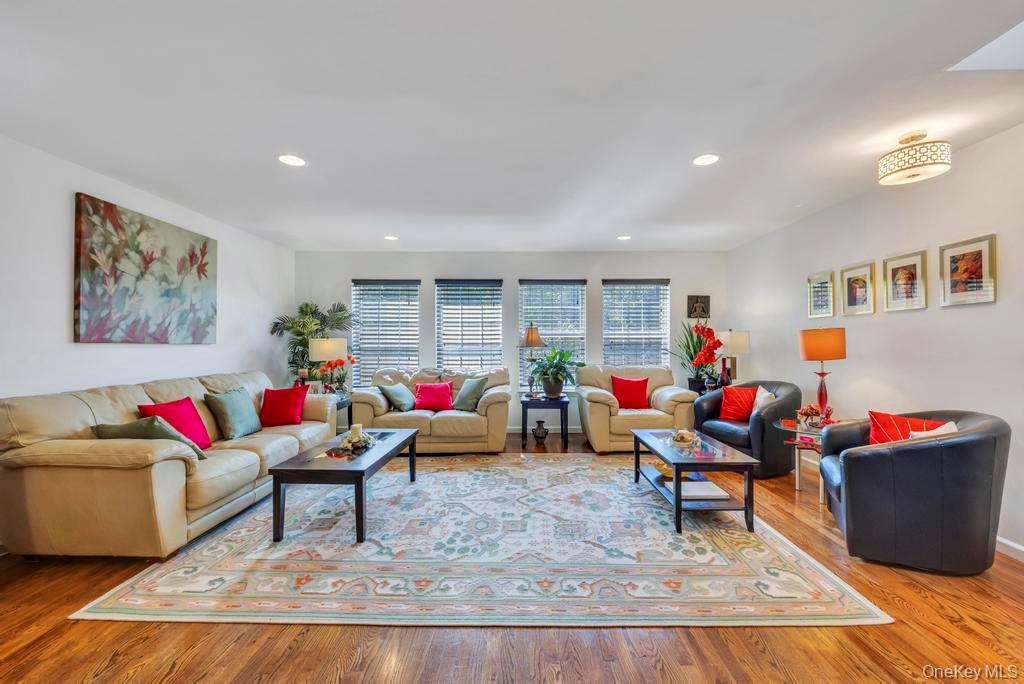 208 Hendrick Avenue E – For Sale photo 5