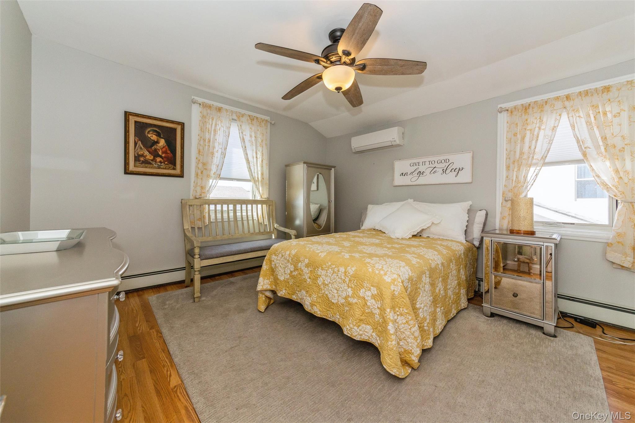 181 Suffolk Road, Unit Upper photo 17