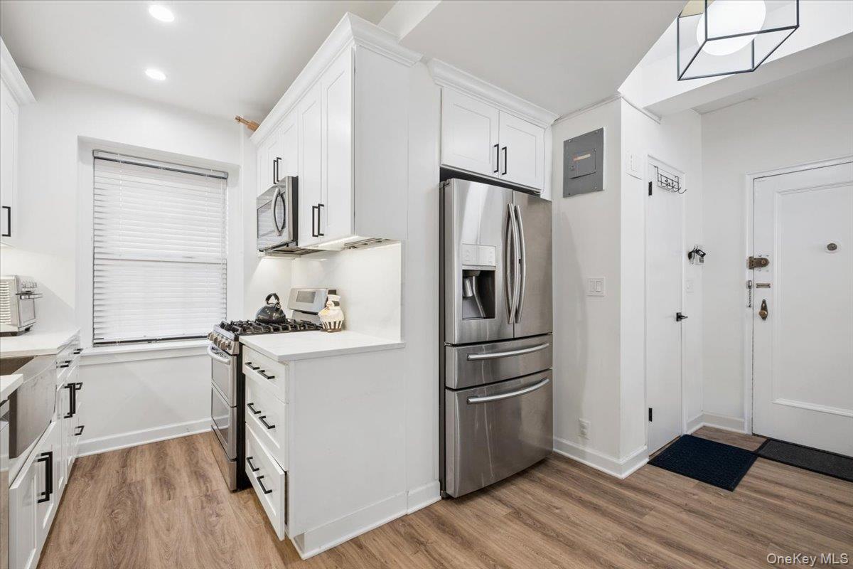 178 Garth Road, Unit TL photo 3