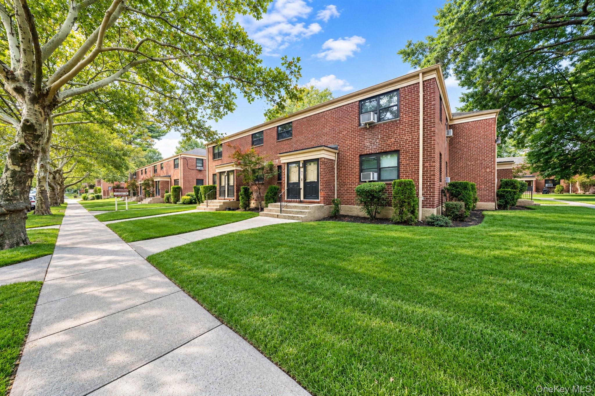 218-02 73rd Avenue, Unit 397A1 photo 2