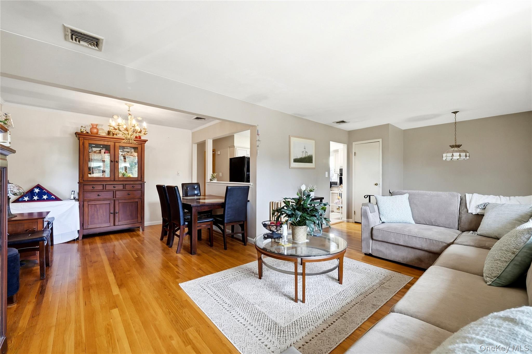 29 Suffolk Road, Unit A photo 6