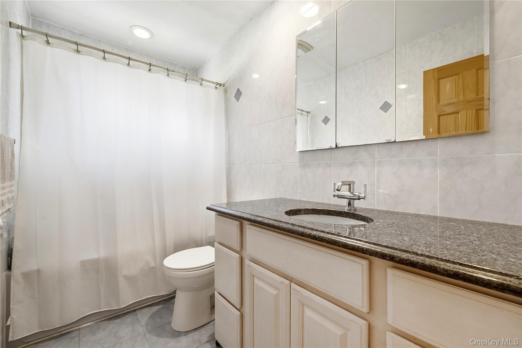 29 Suffolk Road, Unit A photo 15