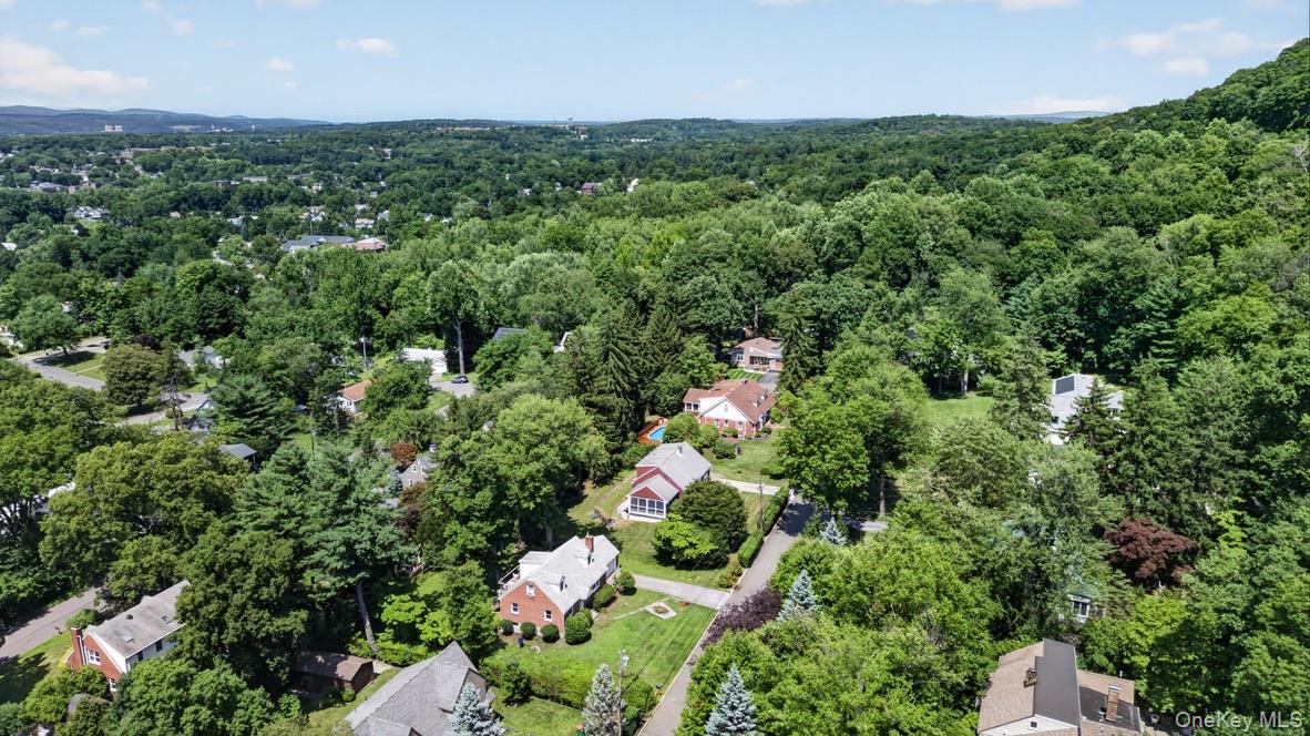 17 Pleasant View Avenue – For Sale photo 38
