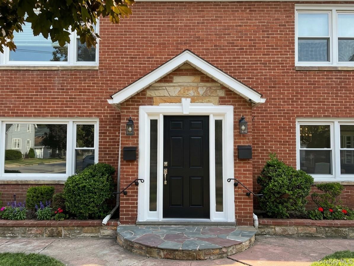 25 Dalton Road – For Sale