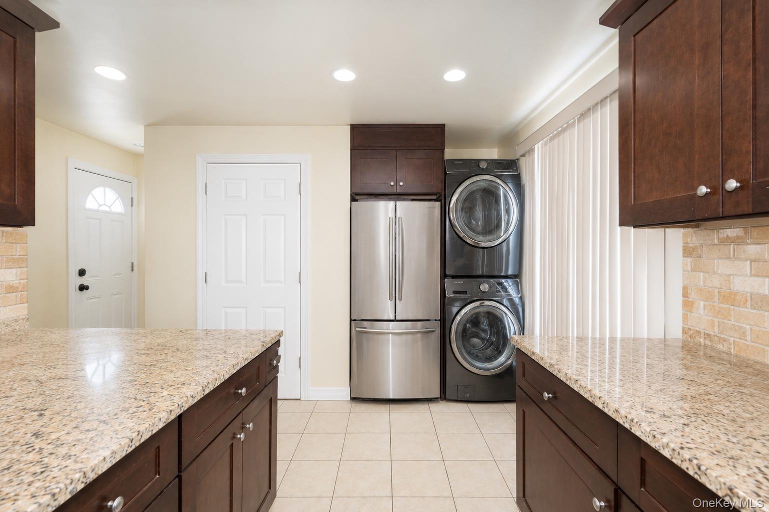 11 Schuyler Terrace – For Sale photo 2