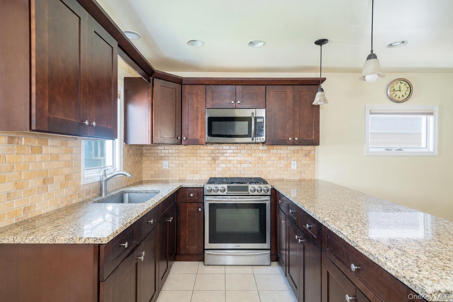11 Schuyler Terrace – For Sale