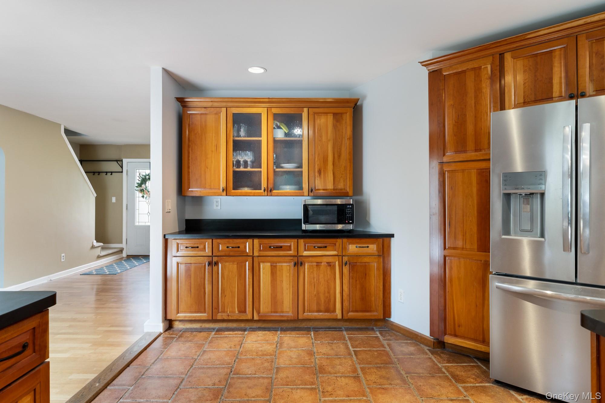627 6th Street – For Sale photo 10