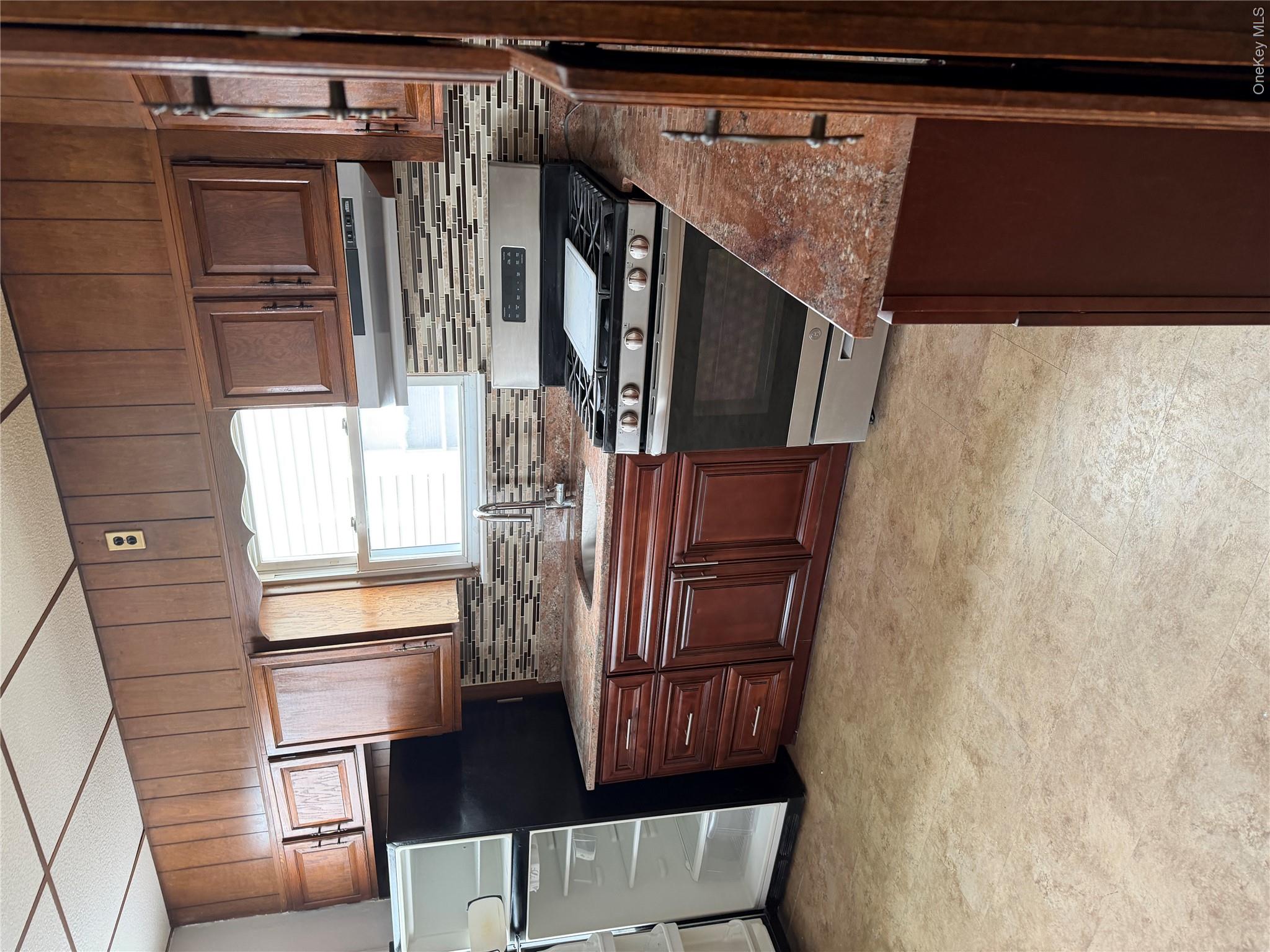 9731 92nd Street – For Rent
