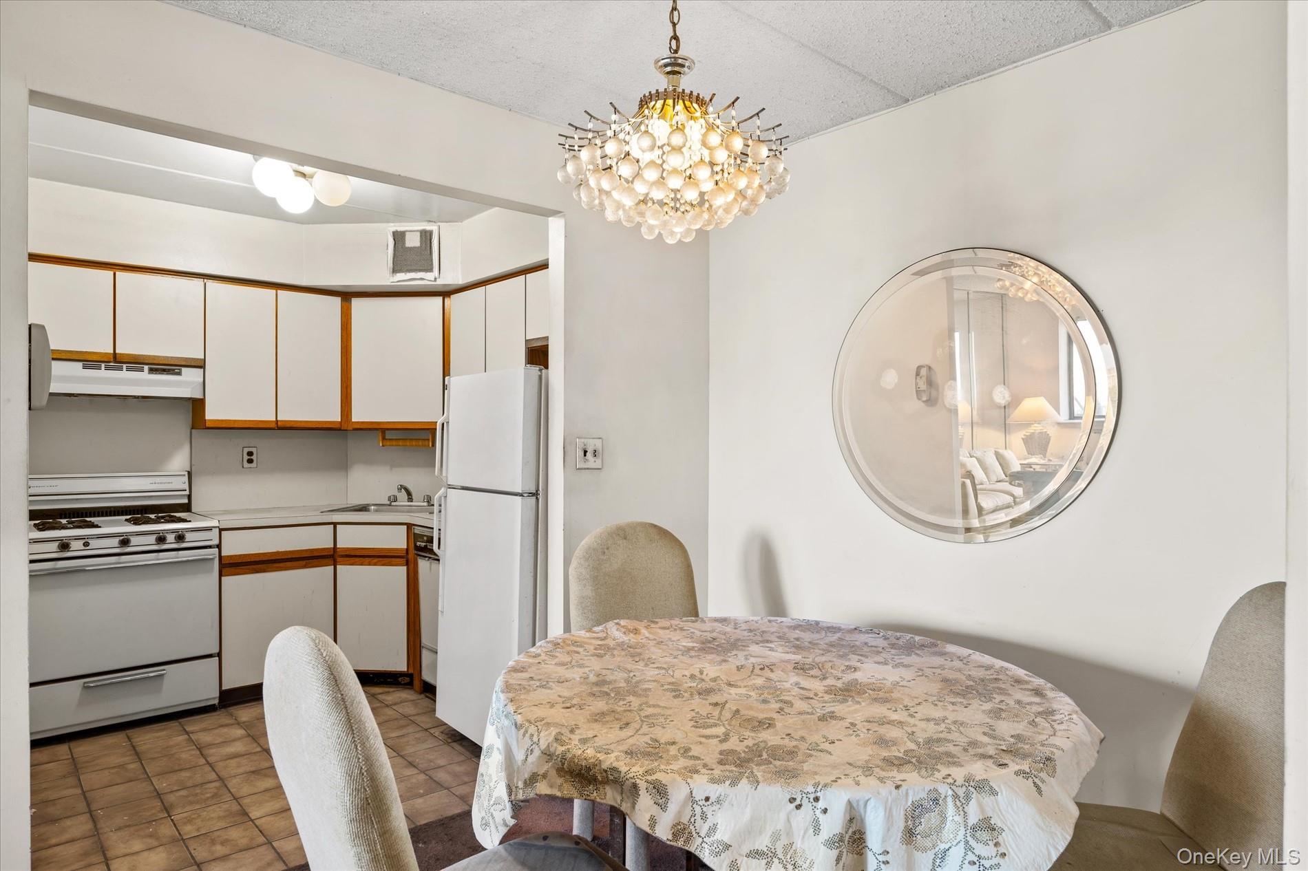 139-35 35th Avenue, Unit 6E photo 10