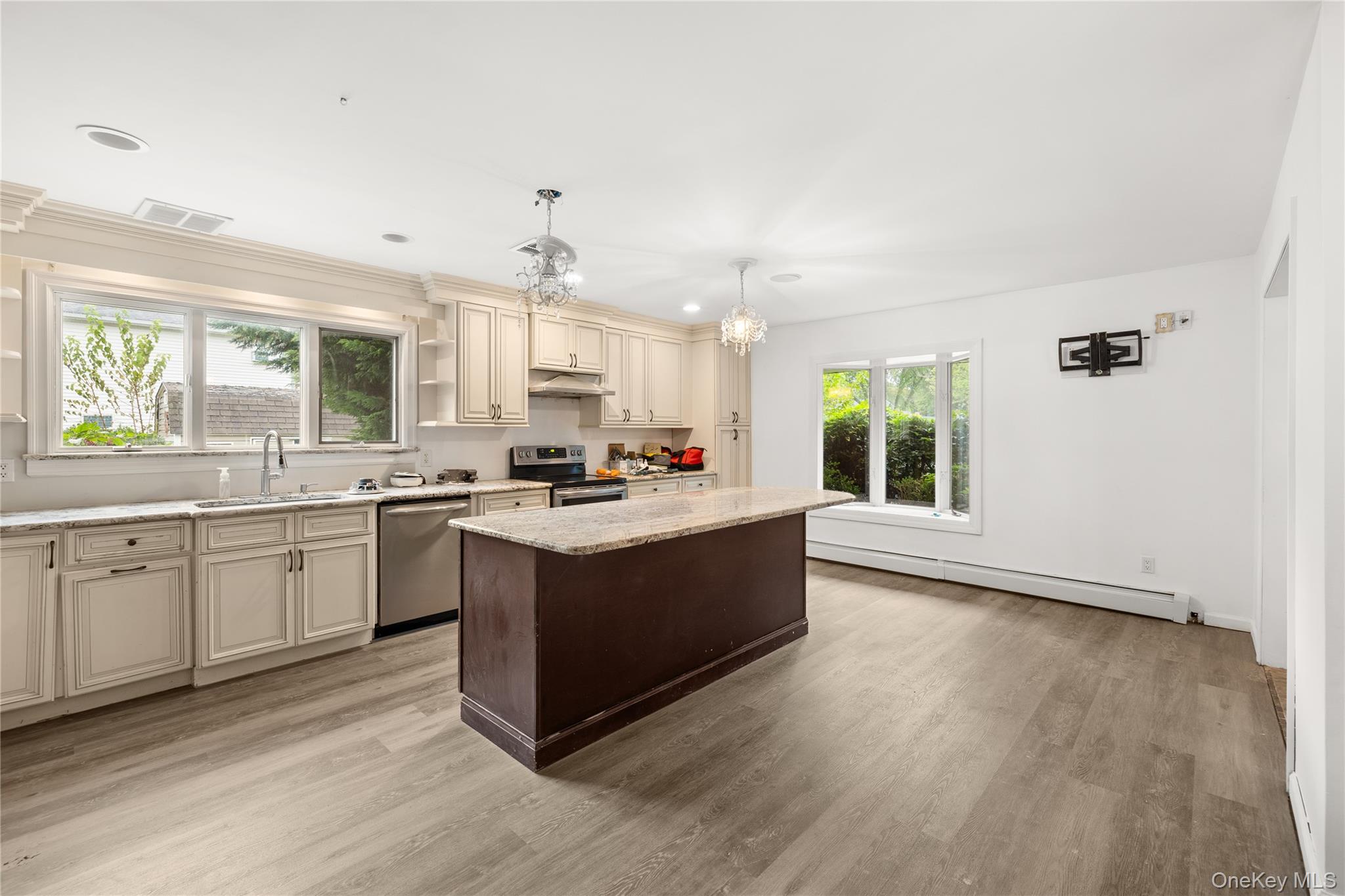 20 Hilltop Drive – For Sale photo 5