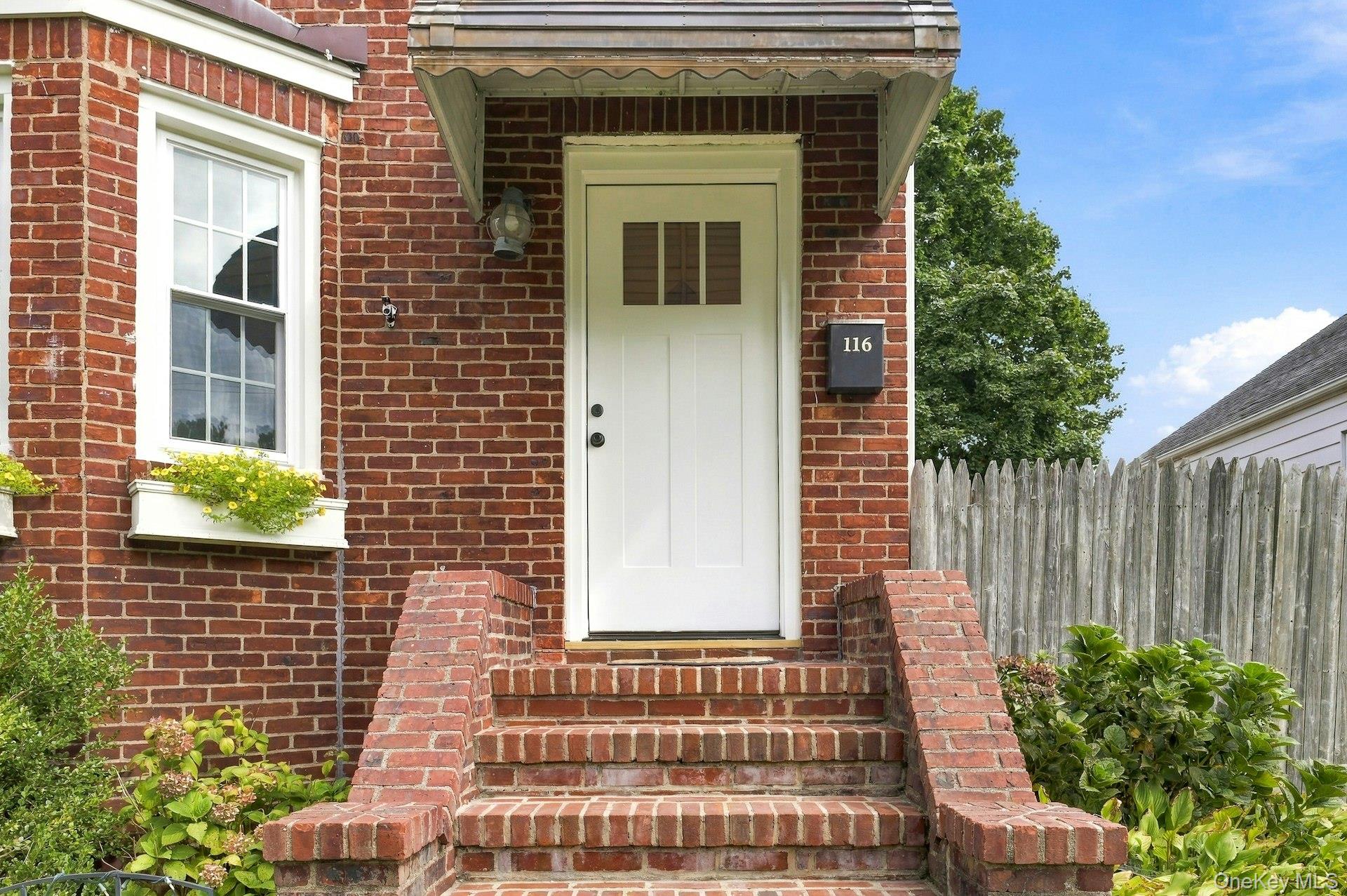 116 Wyman Avenue – For Sale photo 4