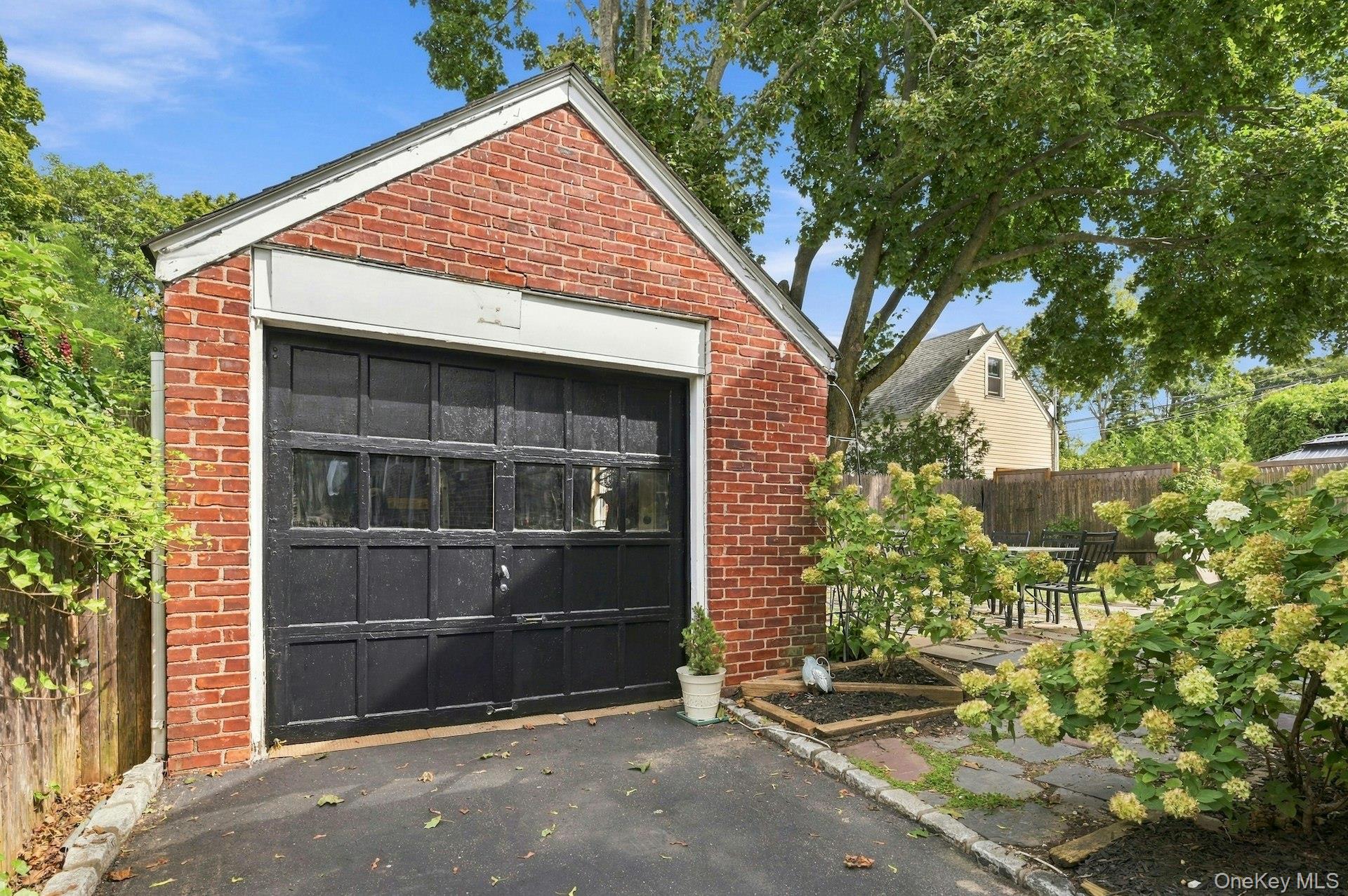 116 Wyman Avenue – For Sale photo 34
