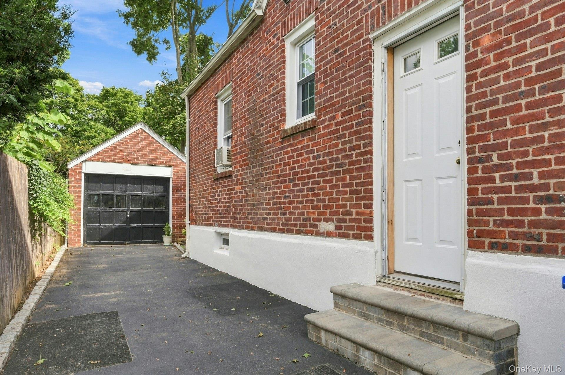 116 Wyman Avenue – For Sale photo 33