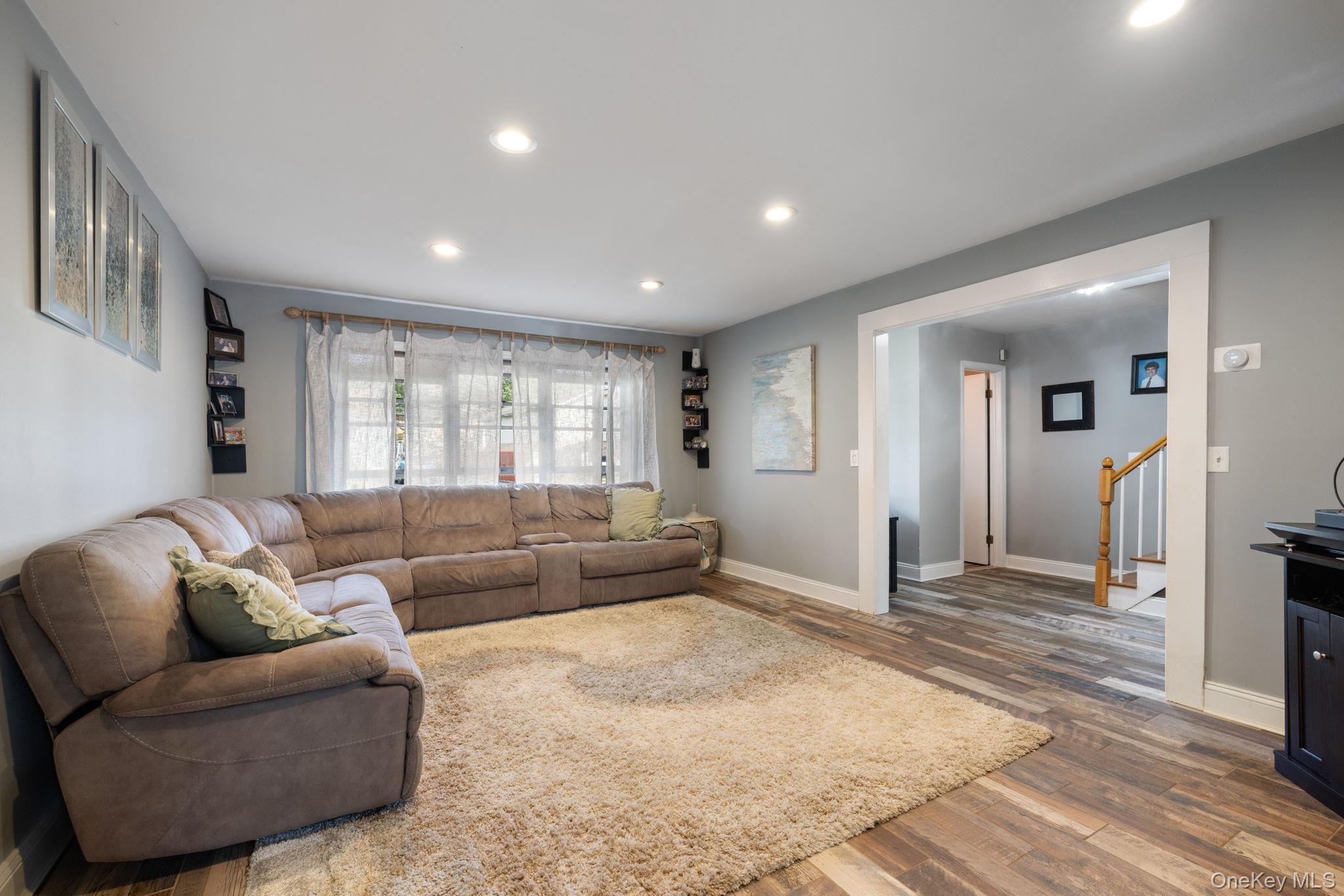 4 Hovey Lane – For Sale photo 5