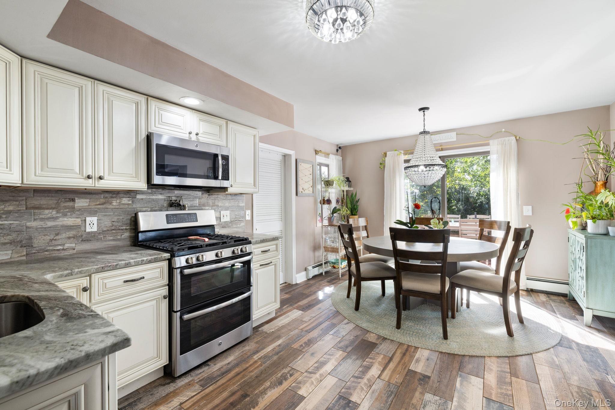 4 Hovey Lane – For Sale photo 2