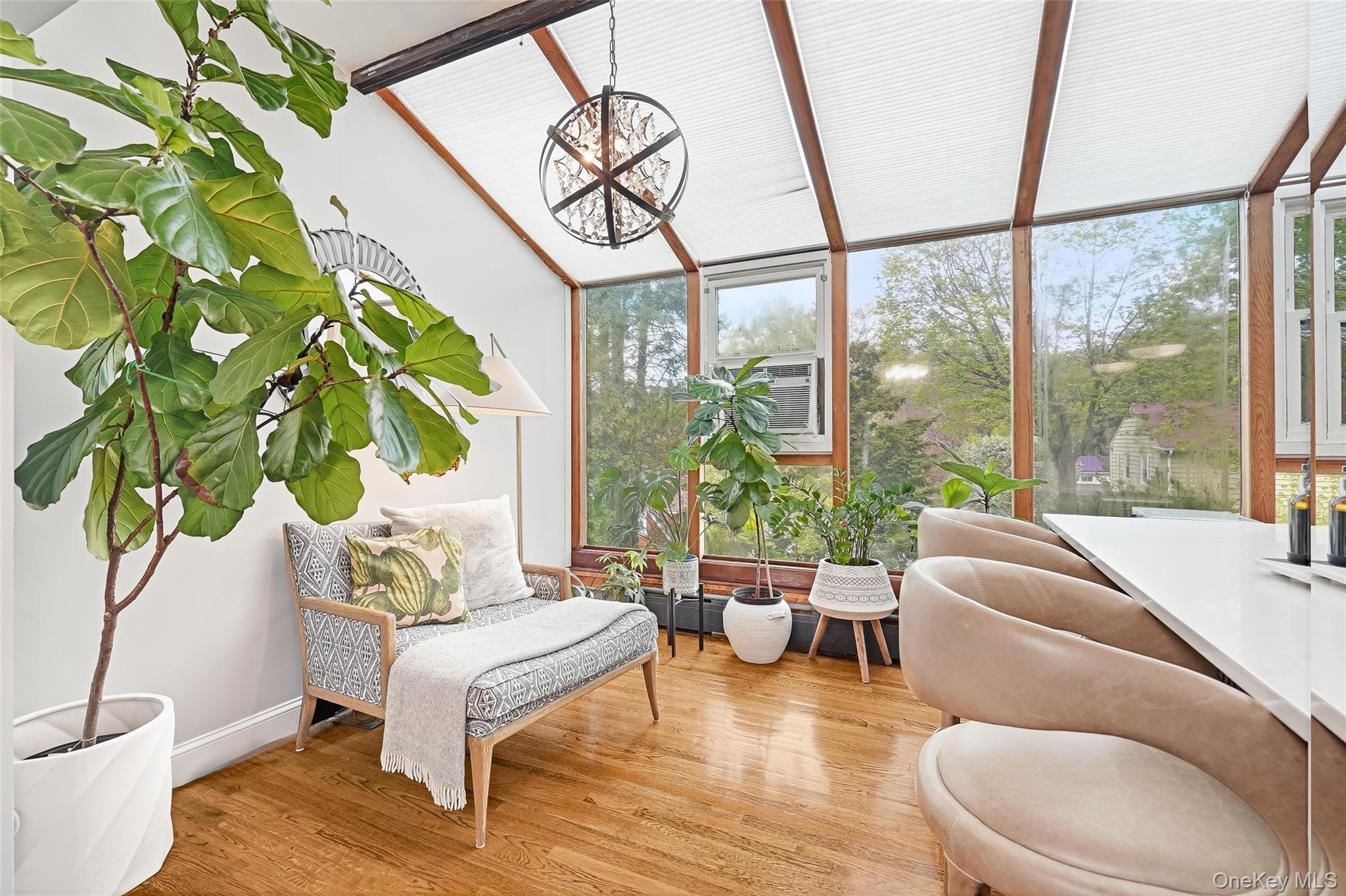87 Lakeview Avenue – For Sale photo 10