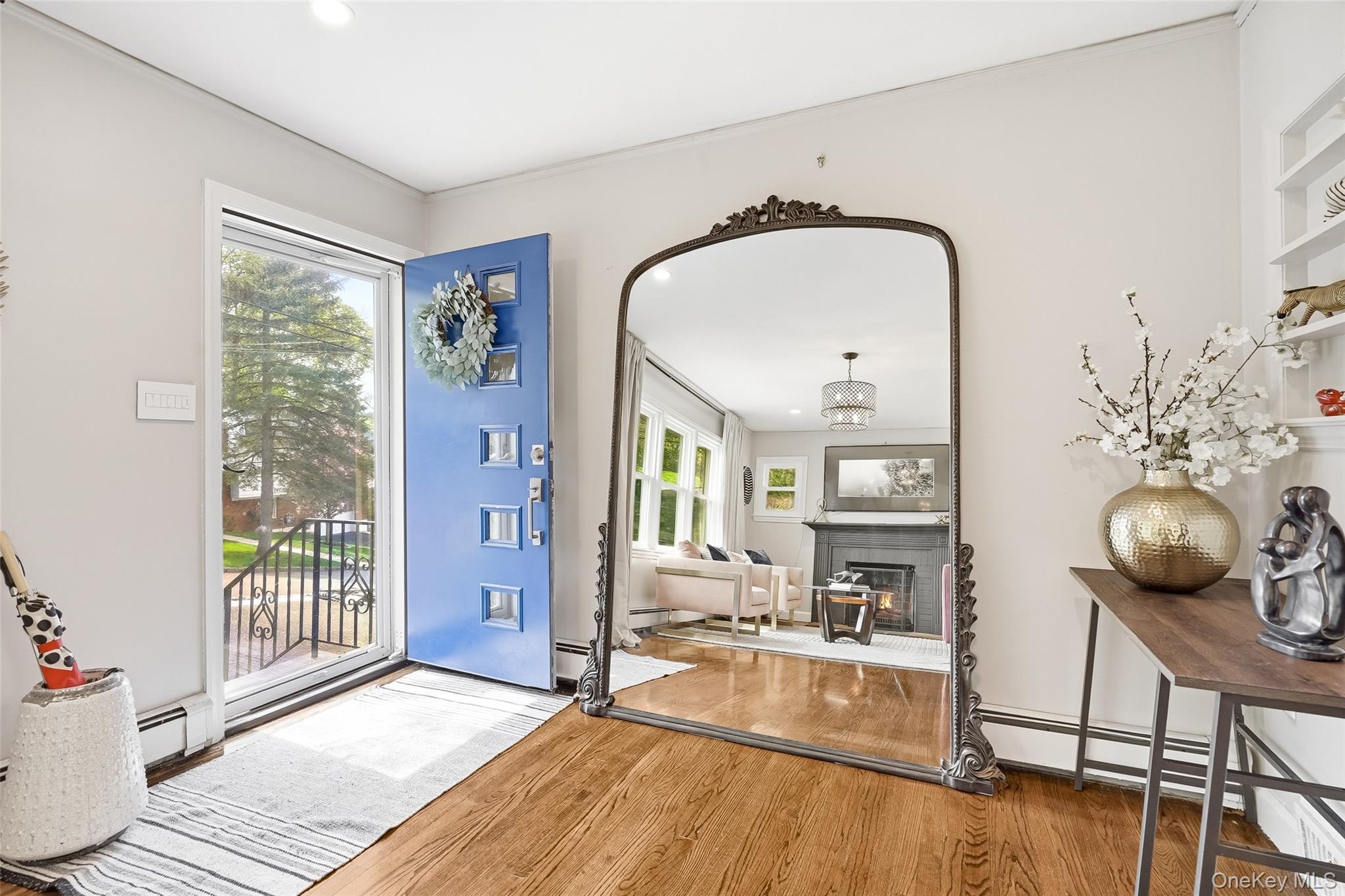 87 Lakeview Avenue – For Sale