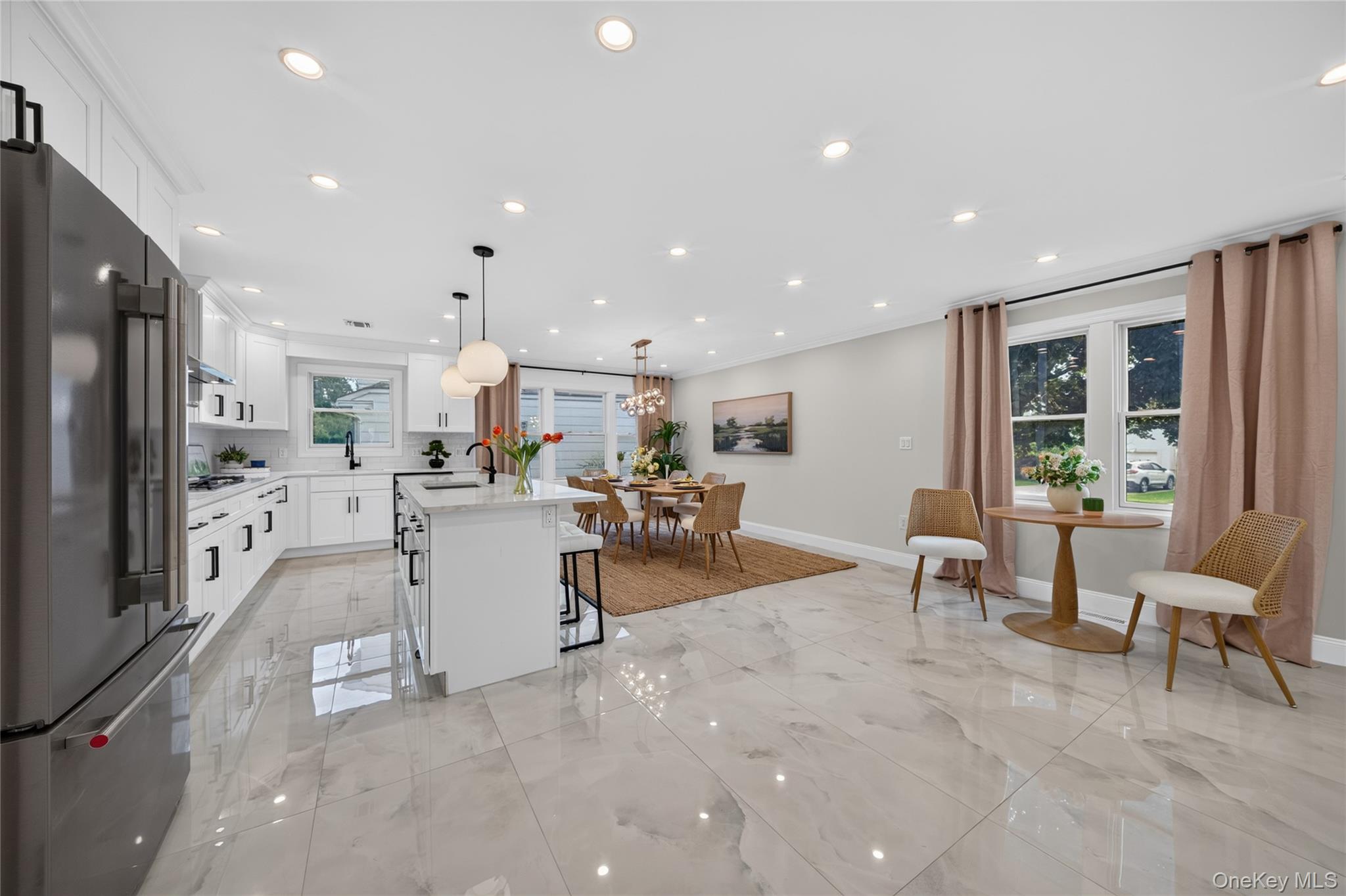 2 Circle Drive – For Sale photo 9