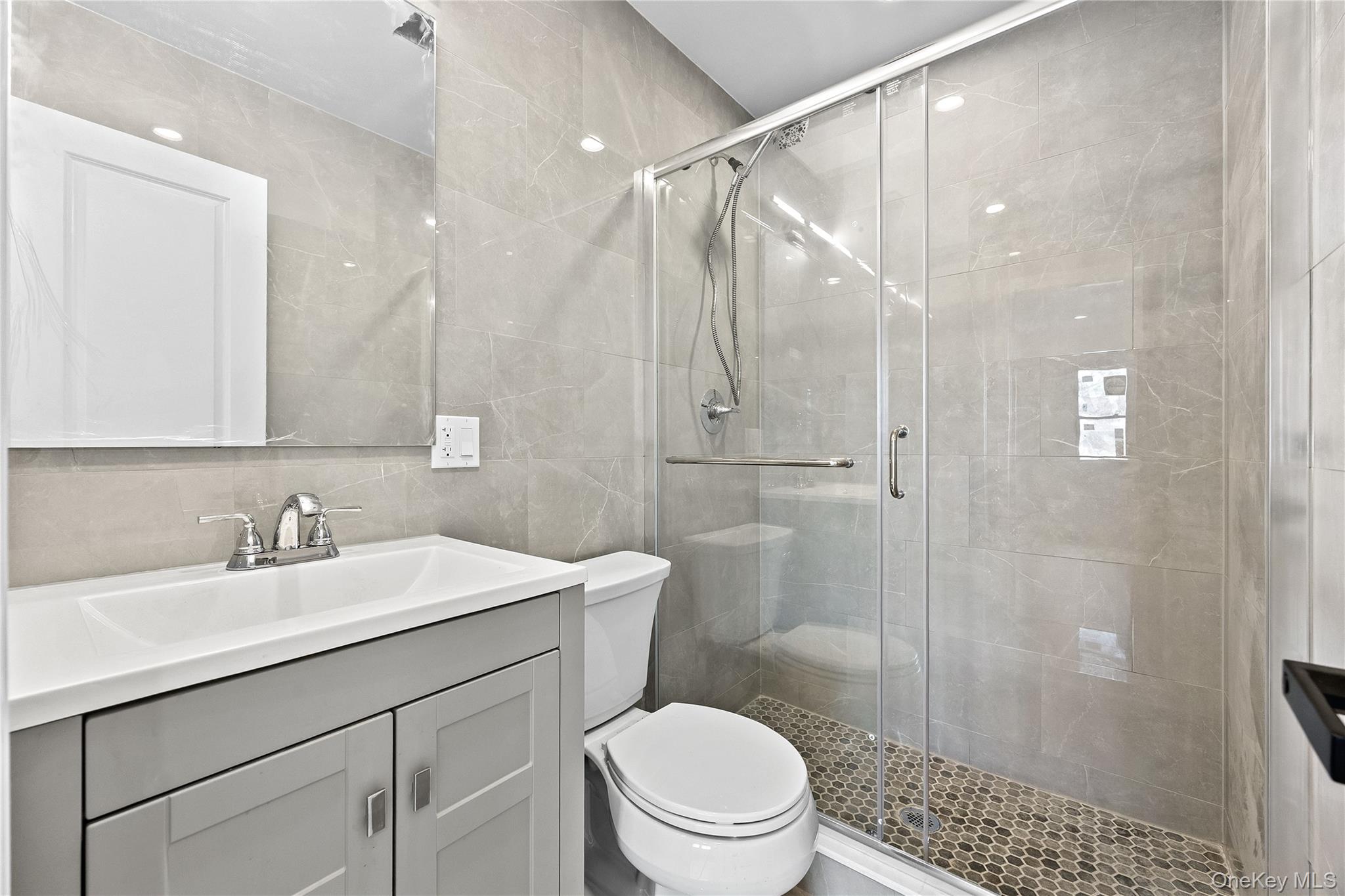 2 Circle Drive – For Sale photo 32