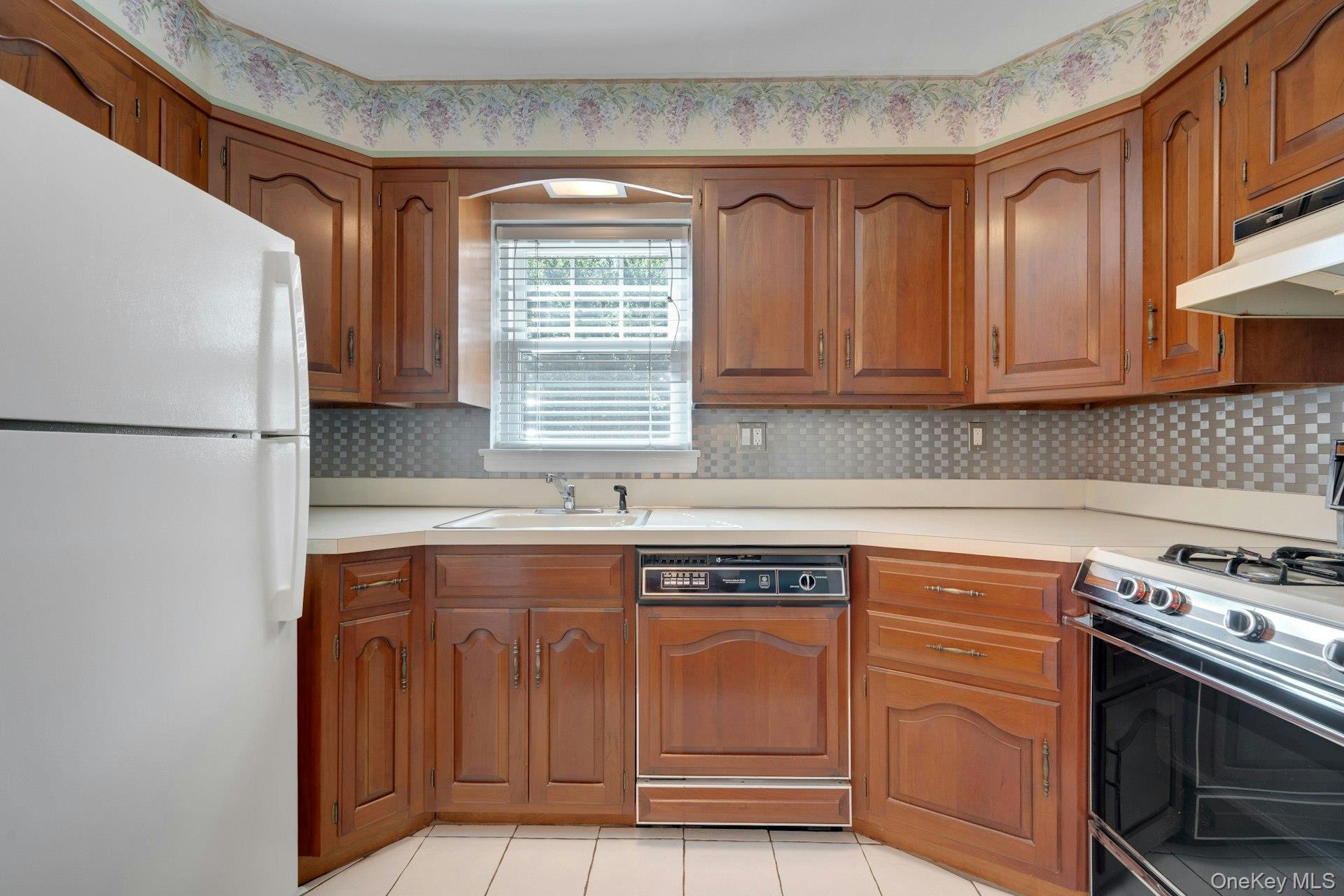 52 Fisher Avenue – For Sale photo 10