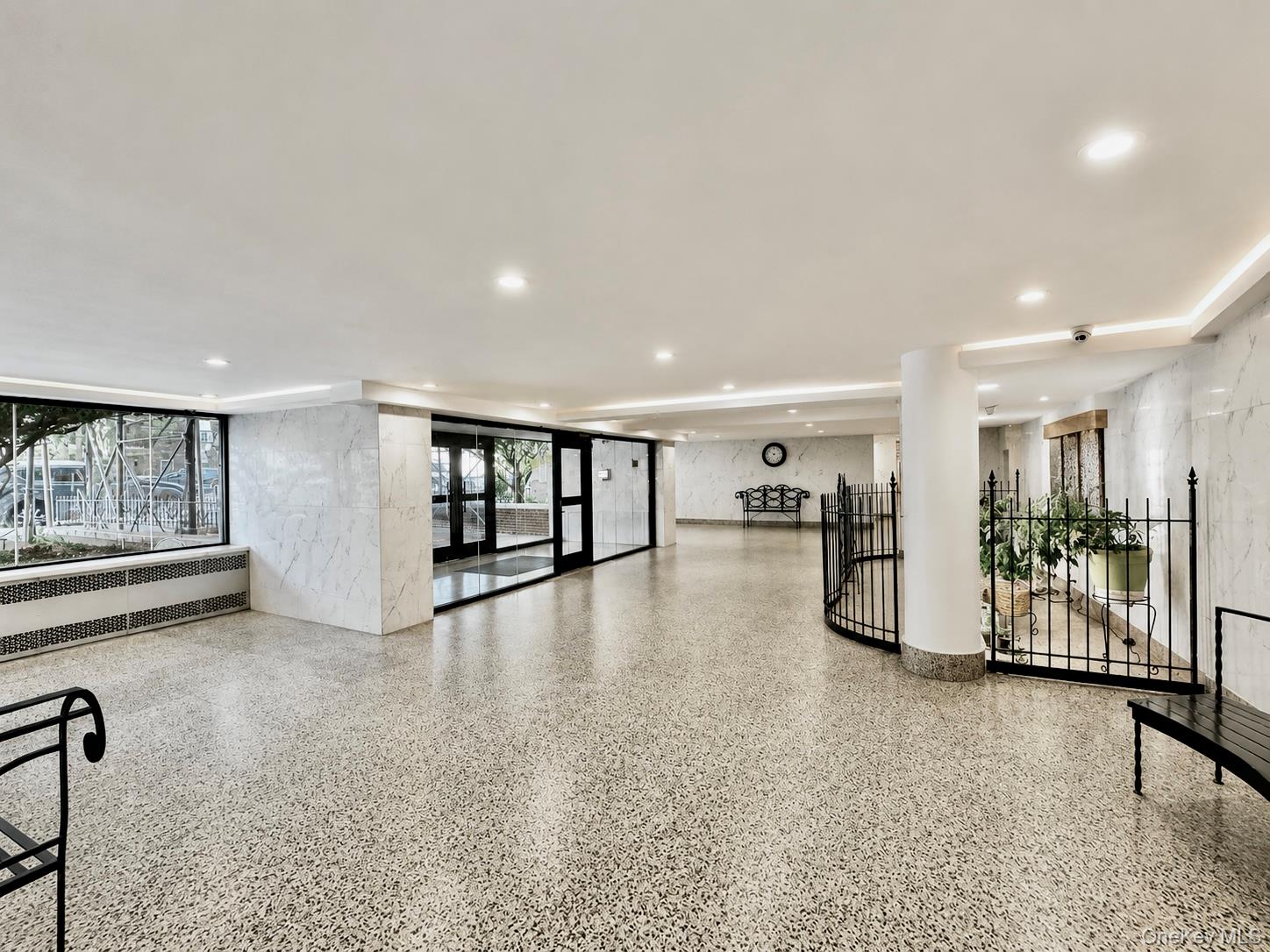60-11 Broadway, Unit 6U photo 3
