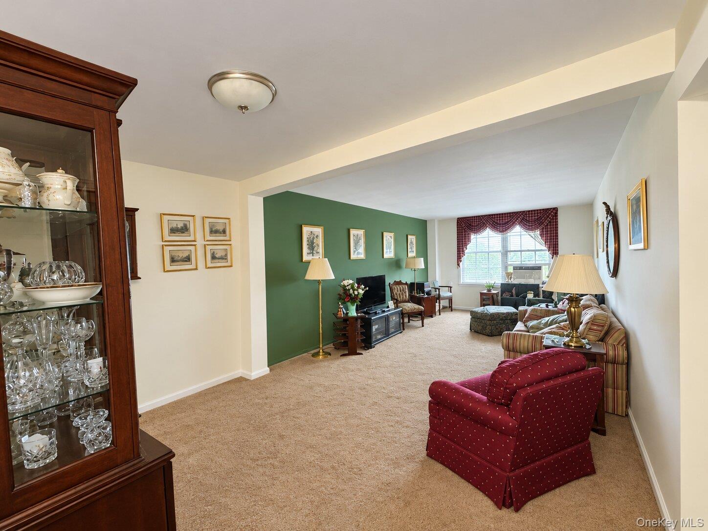 60-11 Broadway, Unit 6U photo 7
