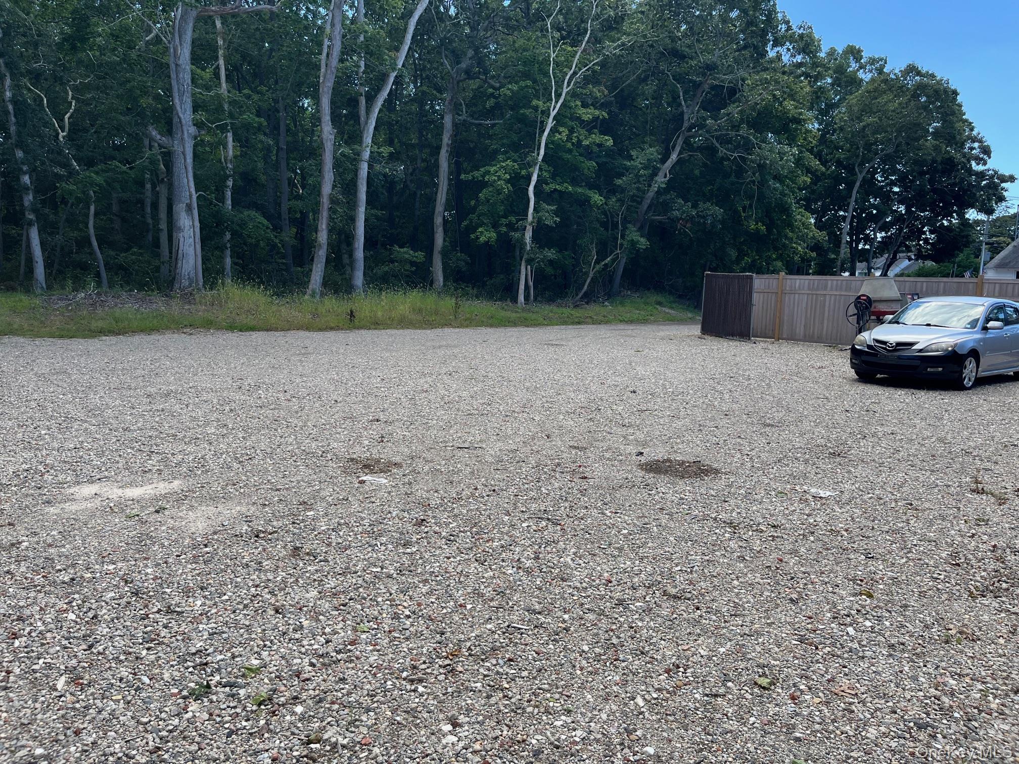 360 Montauk Hwy – For Rent photo 4