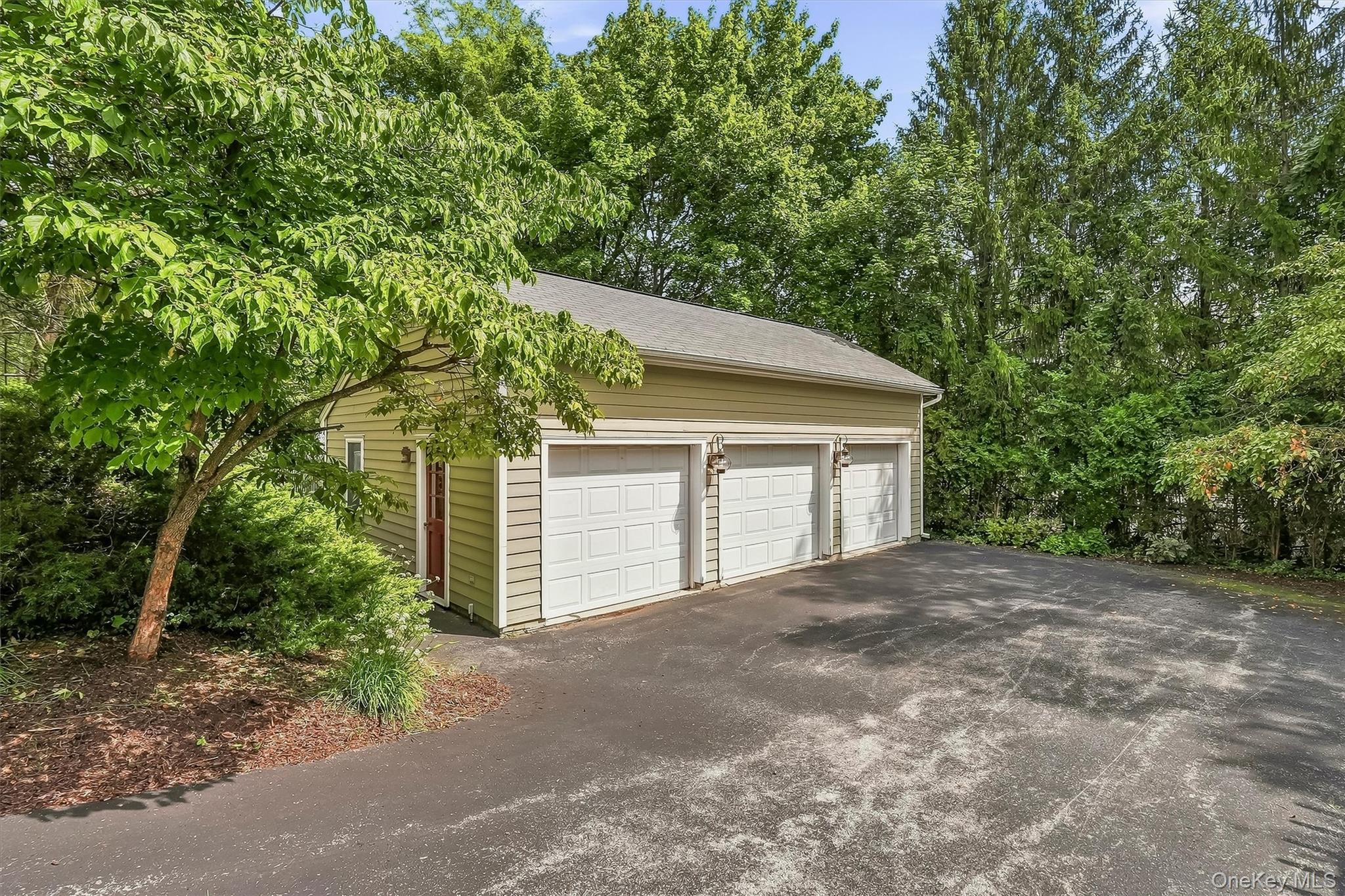 28 Observatory Drive – For Sale photo 38