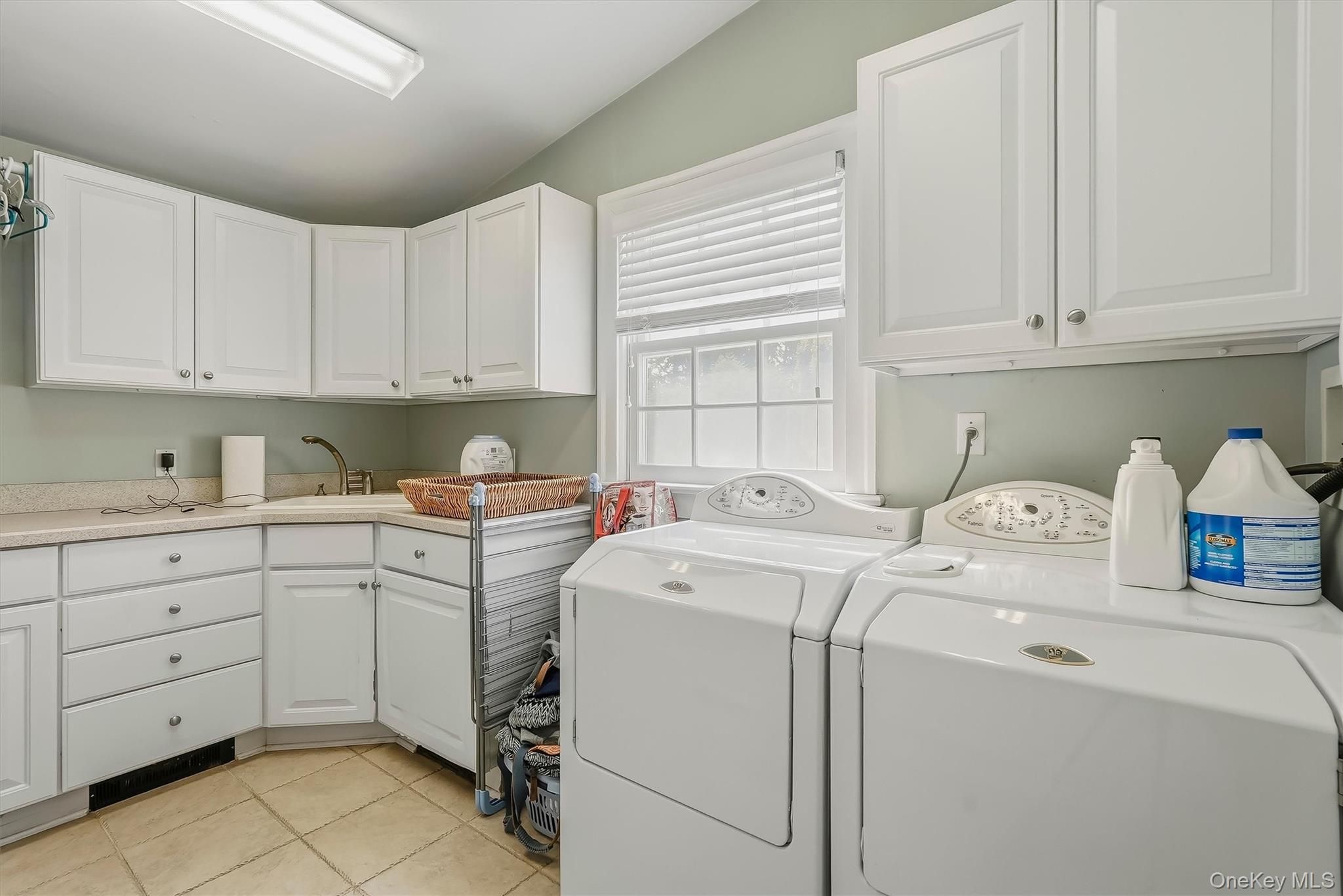 28 Observatory Drive – For Sale photo 20