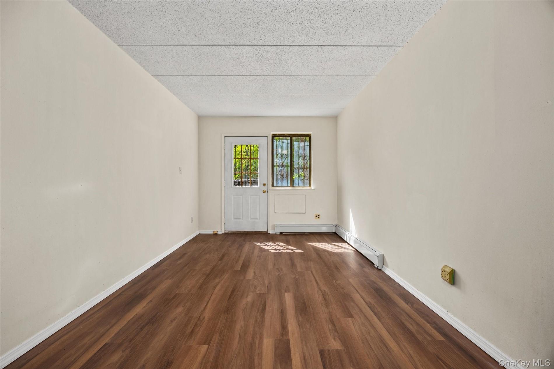 140-14 33rd Avenue, Unit 101 photo 4