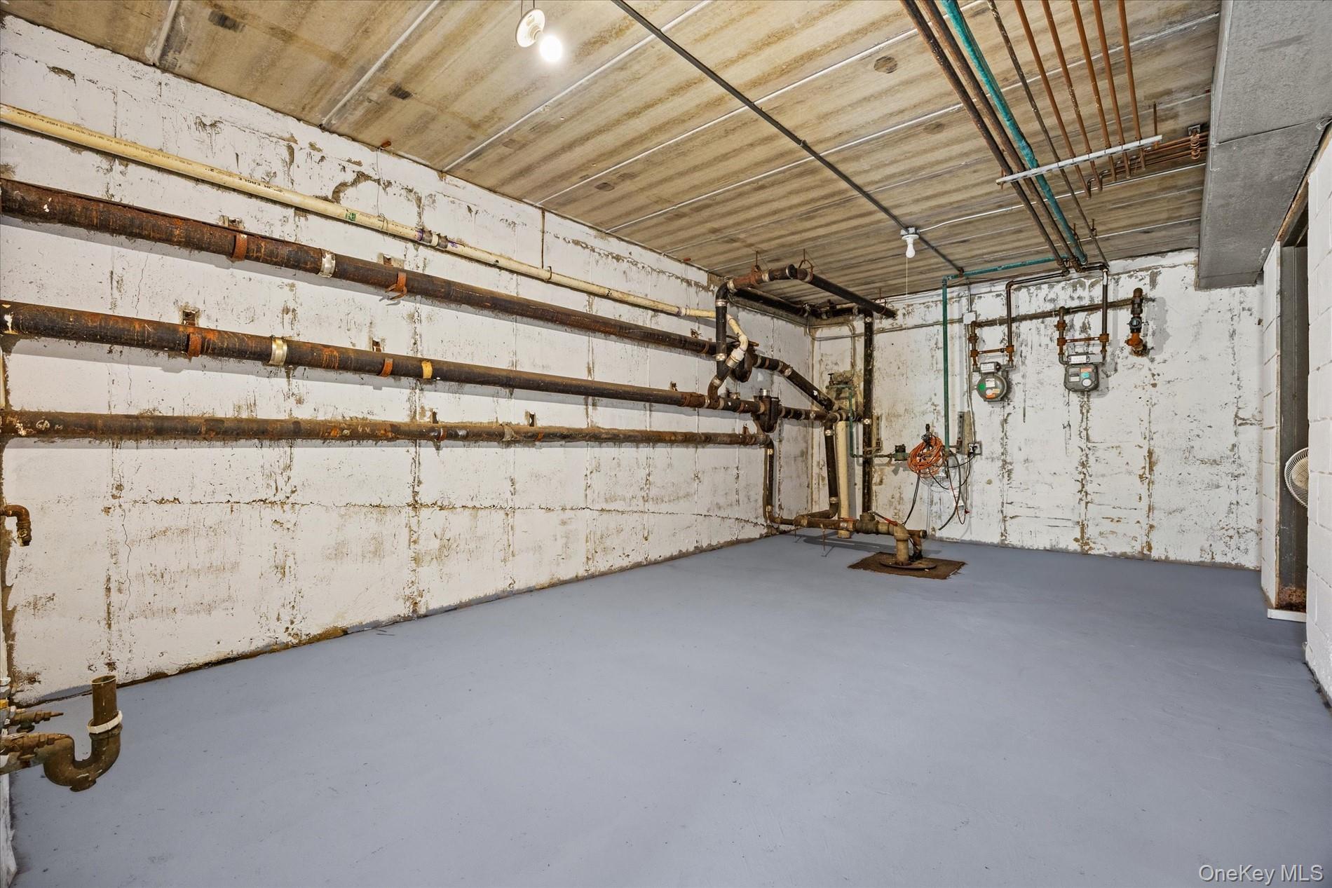 140-14 33rd Avenue, Unit 101 photo 15