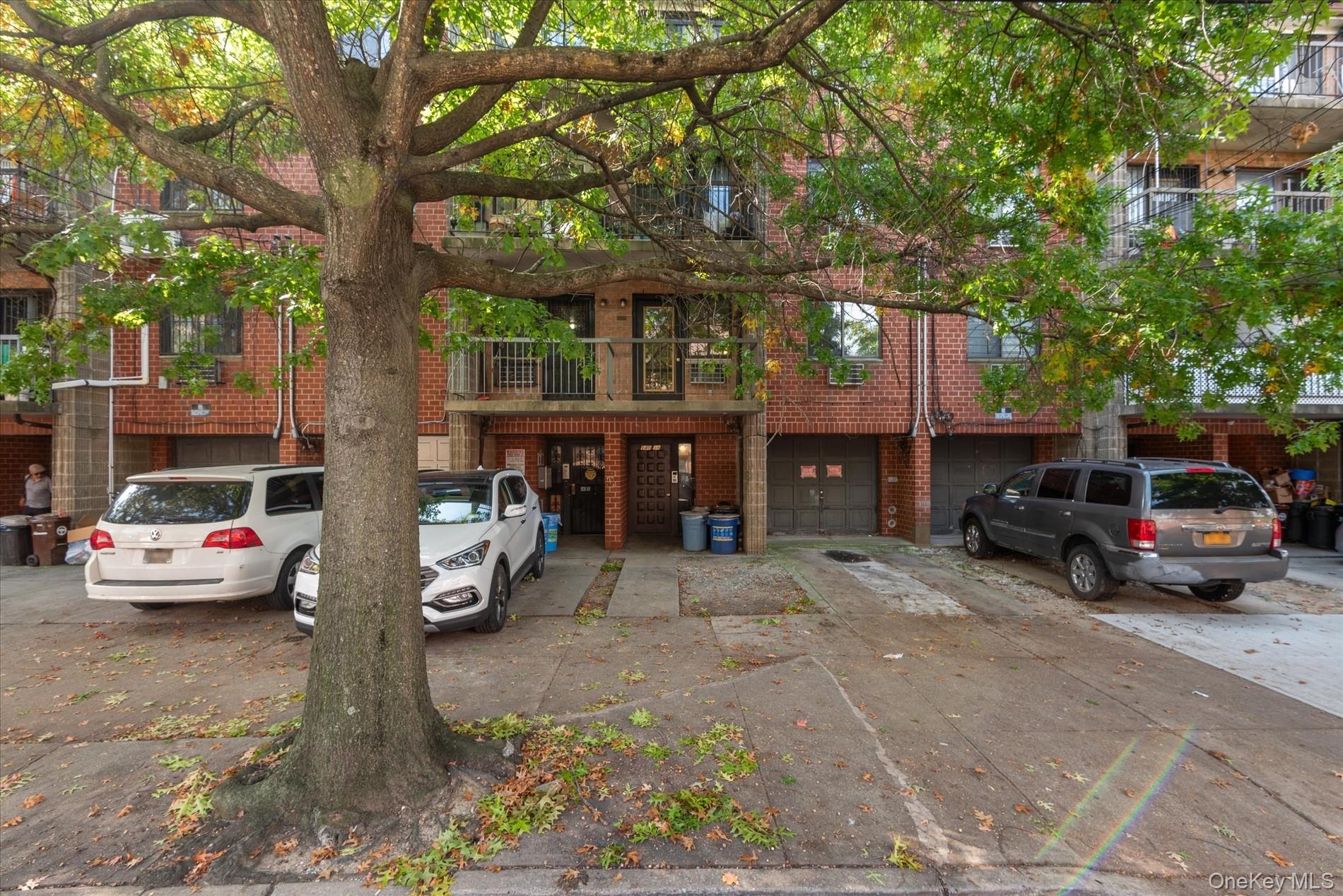 140-14 33rd Avenue, Unit 101 photo 2