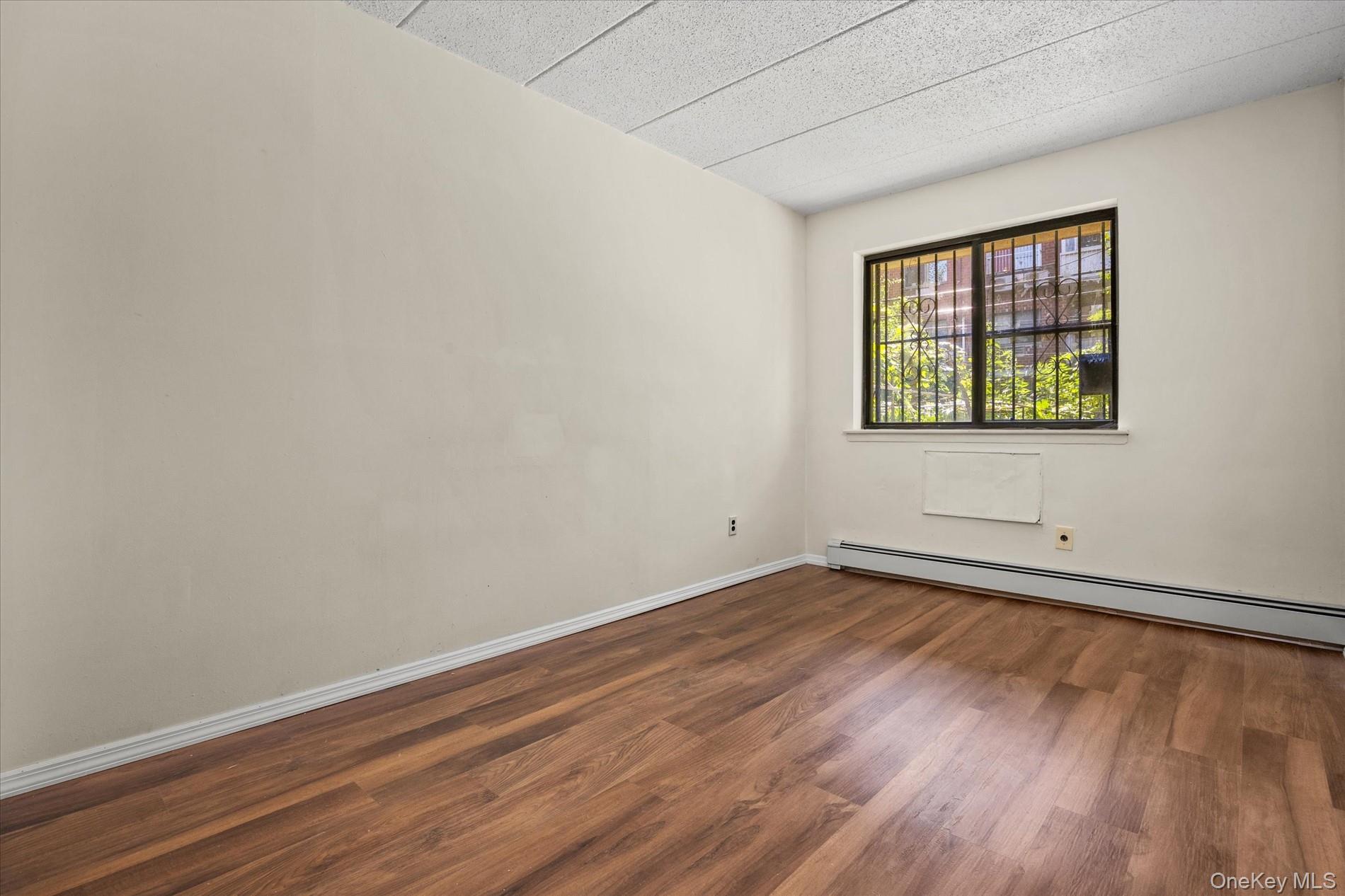 140-14 33rd Avenue, Unit 101 photo 10
