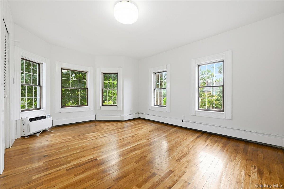 42 Chestnut Street – For Rent photo 17