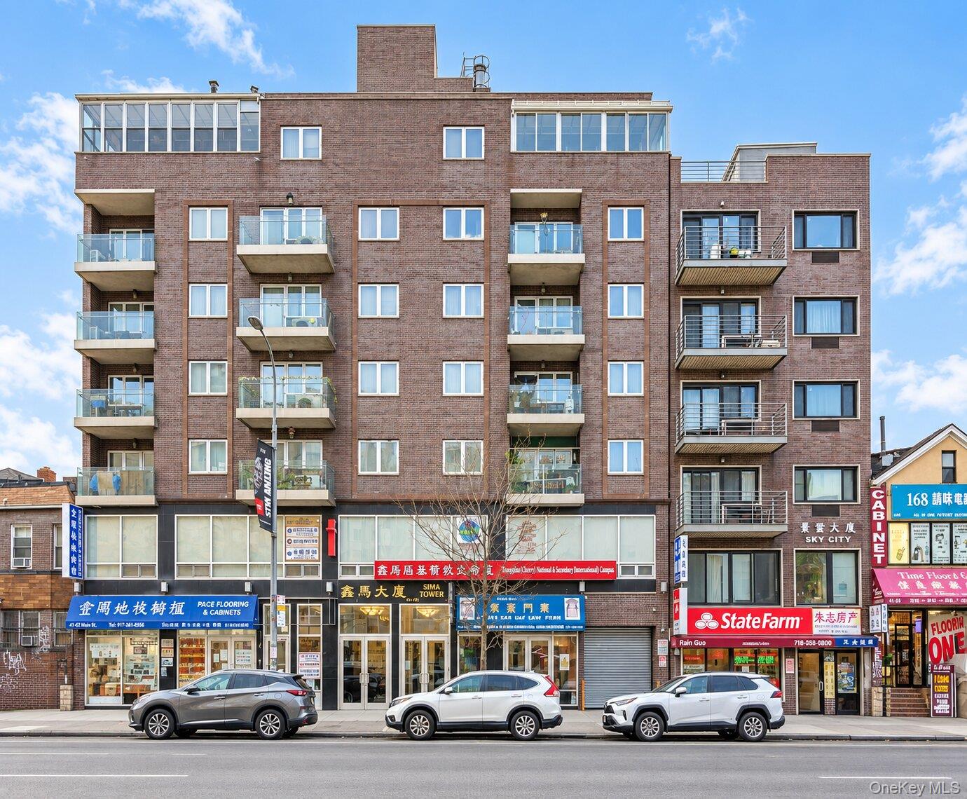 4142 College Point Boulevard, Unit 7B