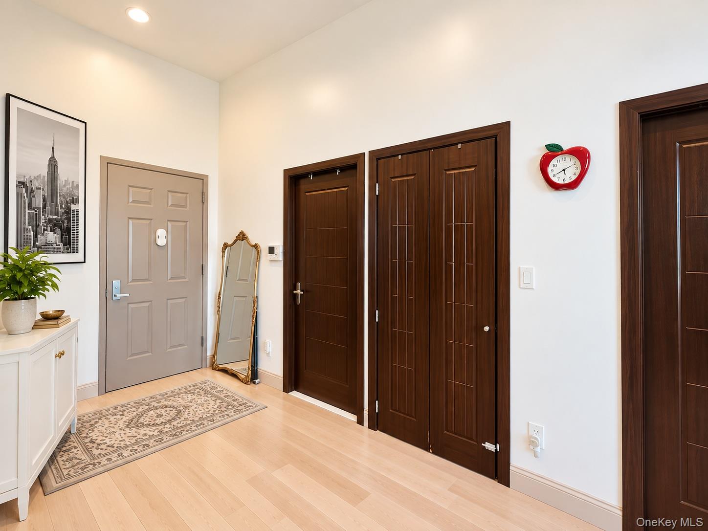 4142 College Point Boulevard, Unit 7B photo 5