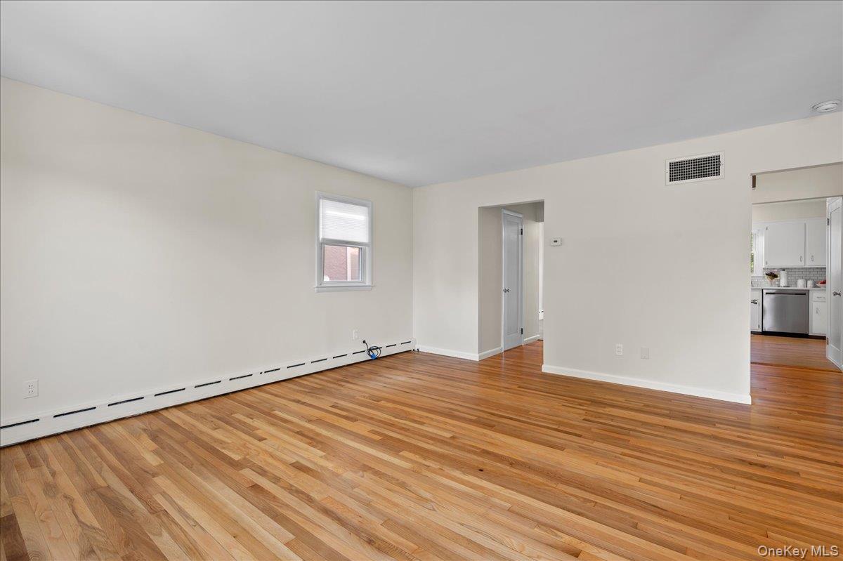 160 Park Avenue, Unit Left Side photo 5