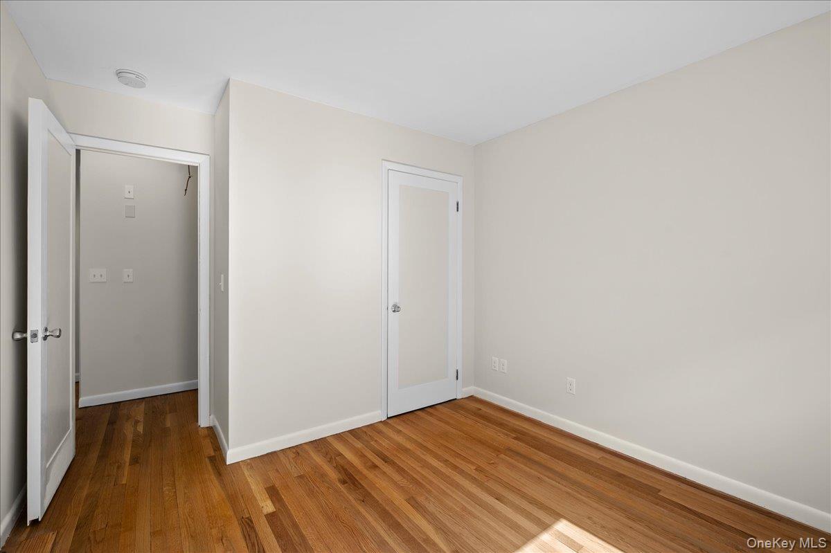 160 Park Avenue, Unit Left Side photo 17