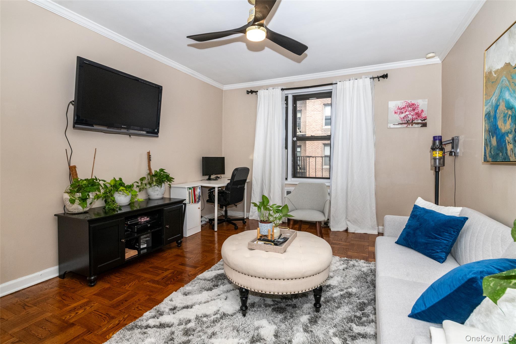 16 N Broadway, Unit 4J photo 6