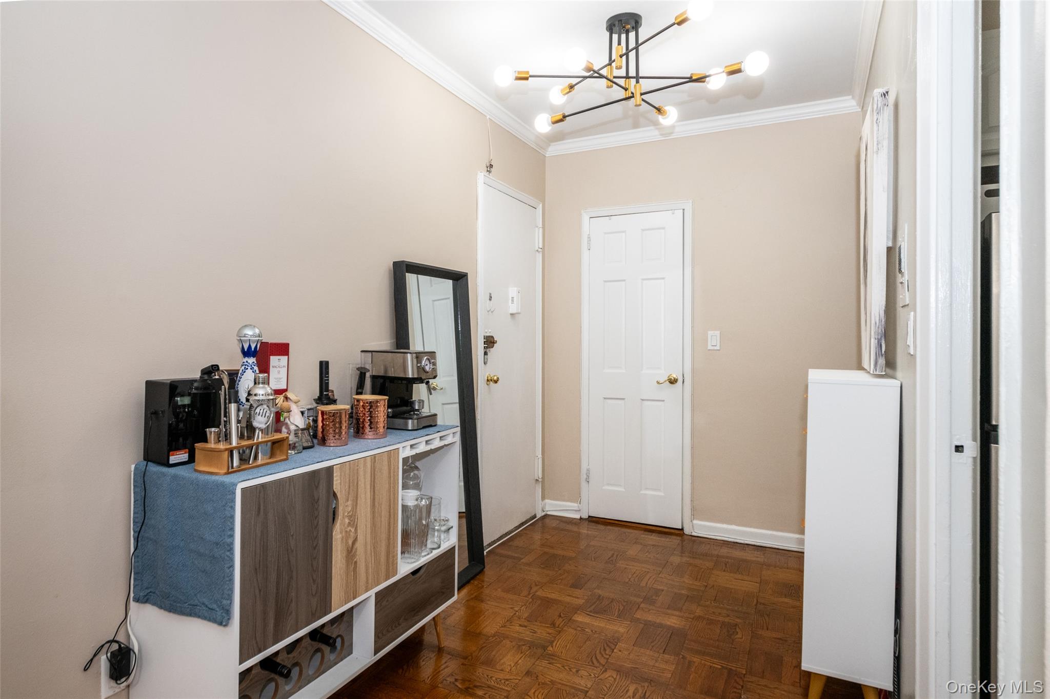 16 N Broadway, Unit 4J photo 9