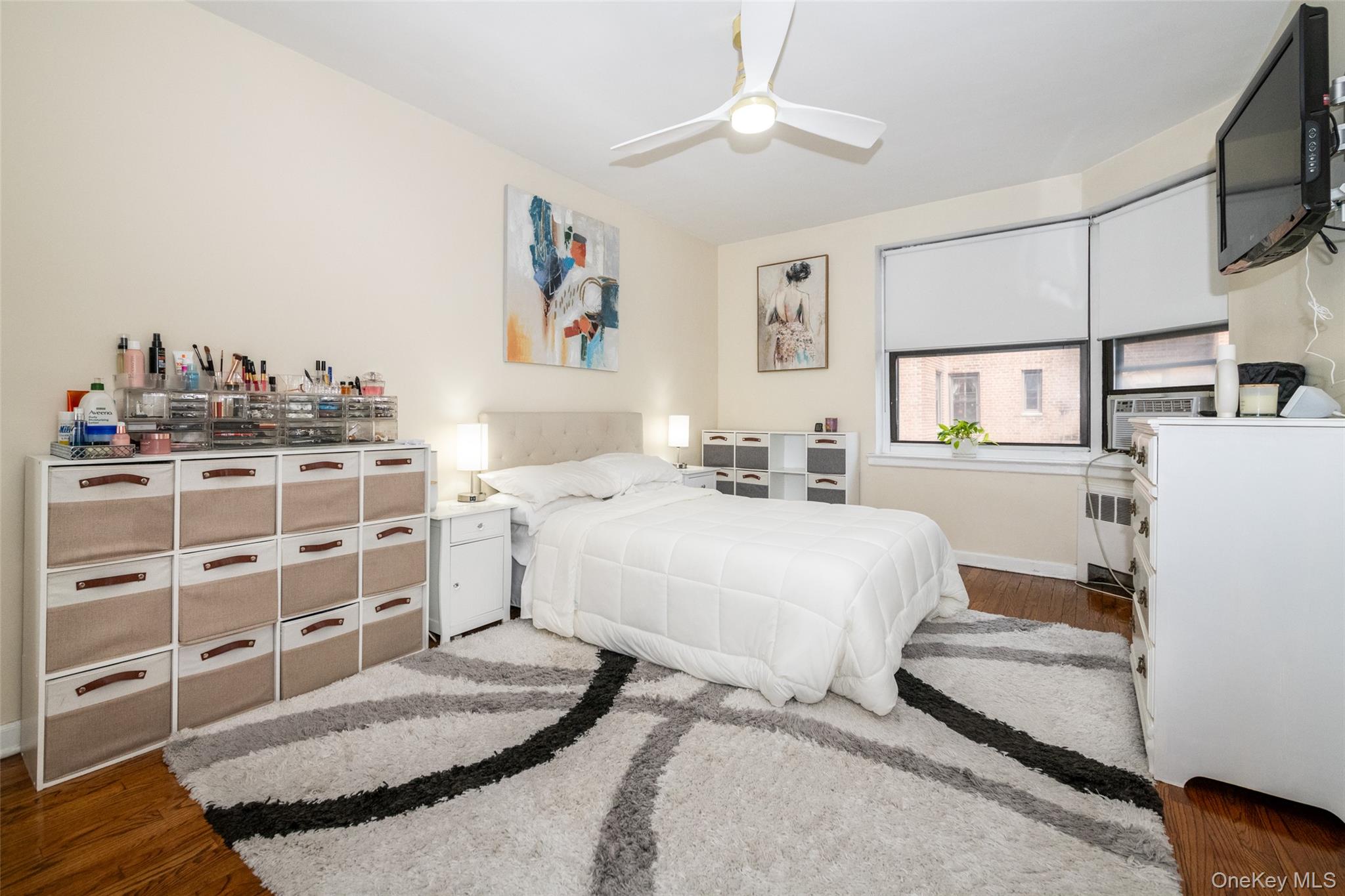 16 N Broadway, Unit 4J photo 14