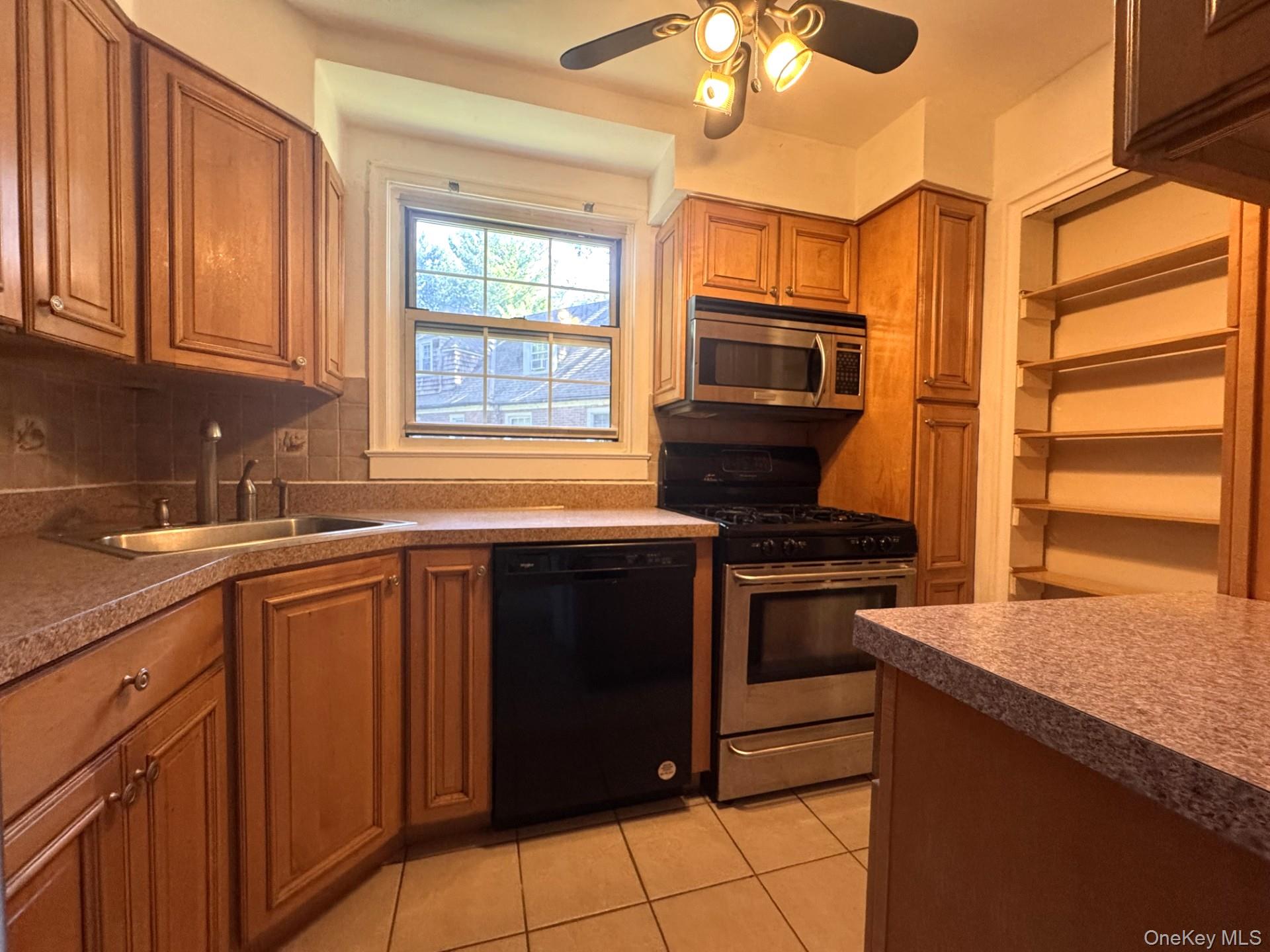 5 Sentry Place, Unit 1A photo 11