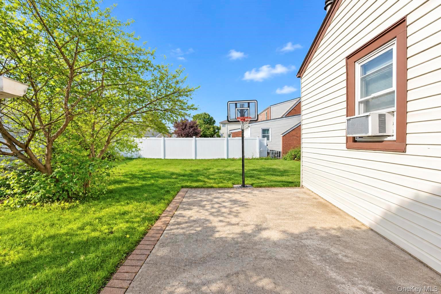 604 Clinton Avenue – For Sale photo 34