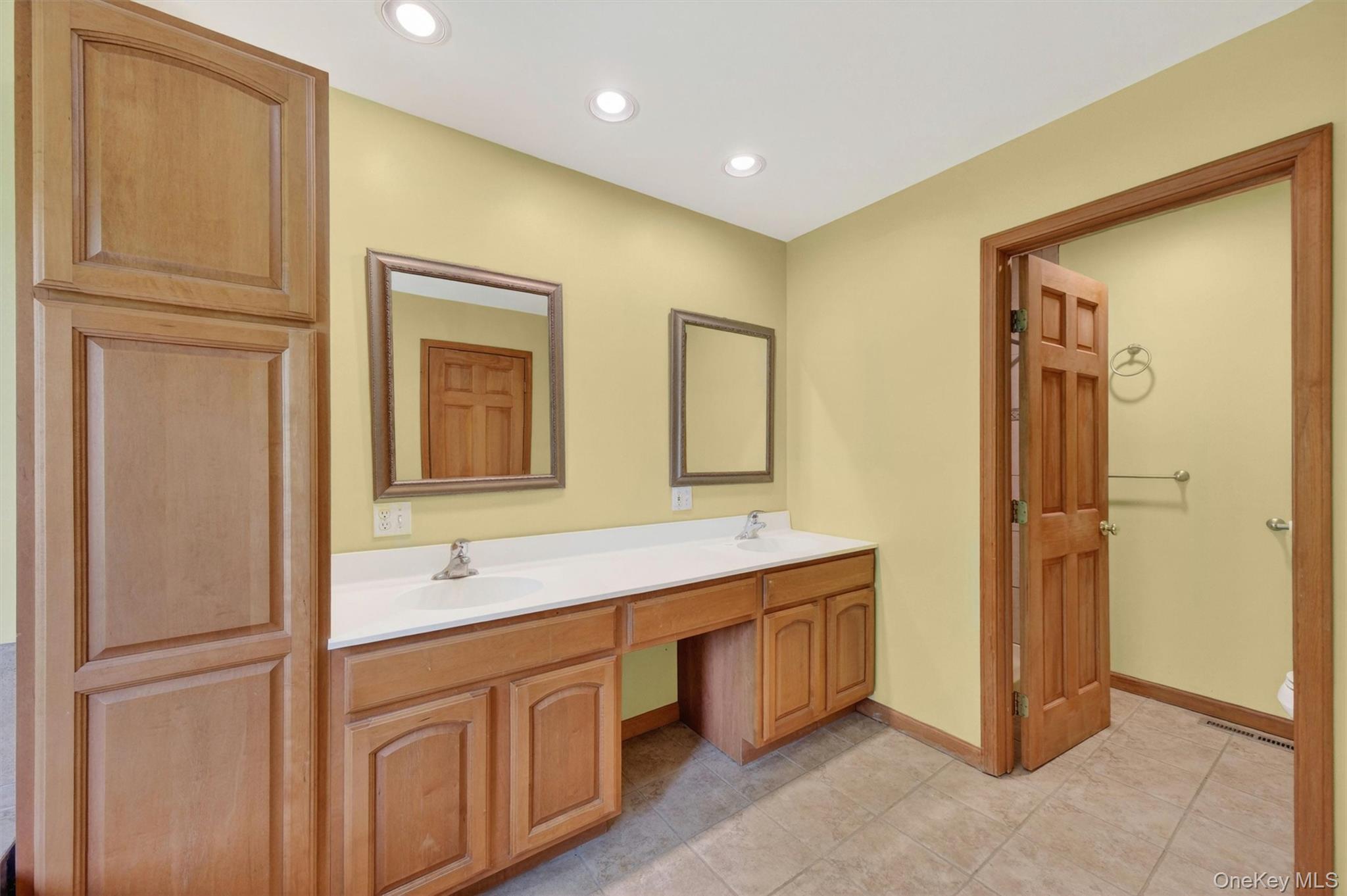 21 Huyler Drive – For Sale photo 19
