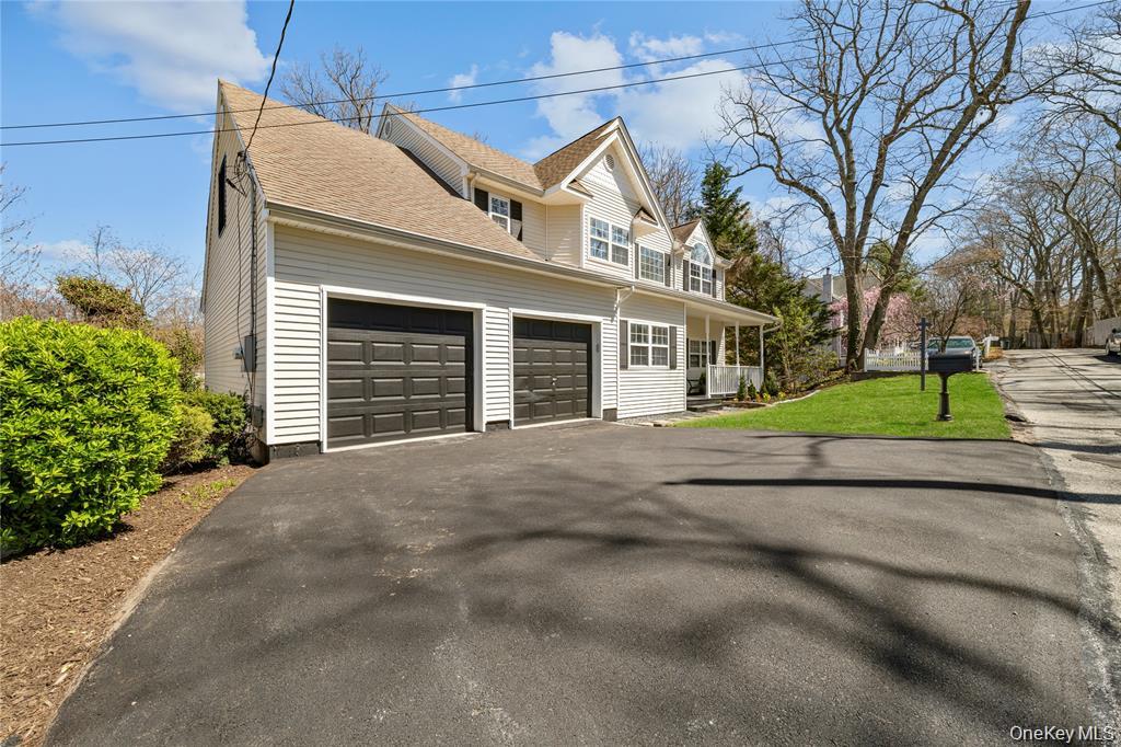 33 Potter Ln – For Sale photo 2