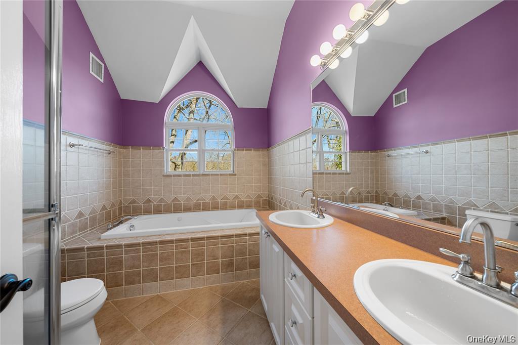 33 Potter Ln – For Sale photo 16
