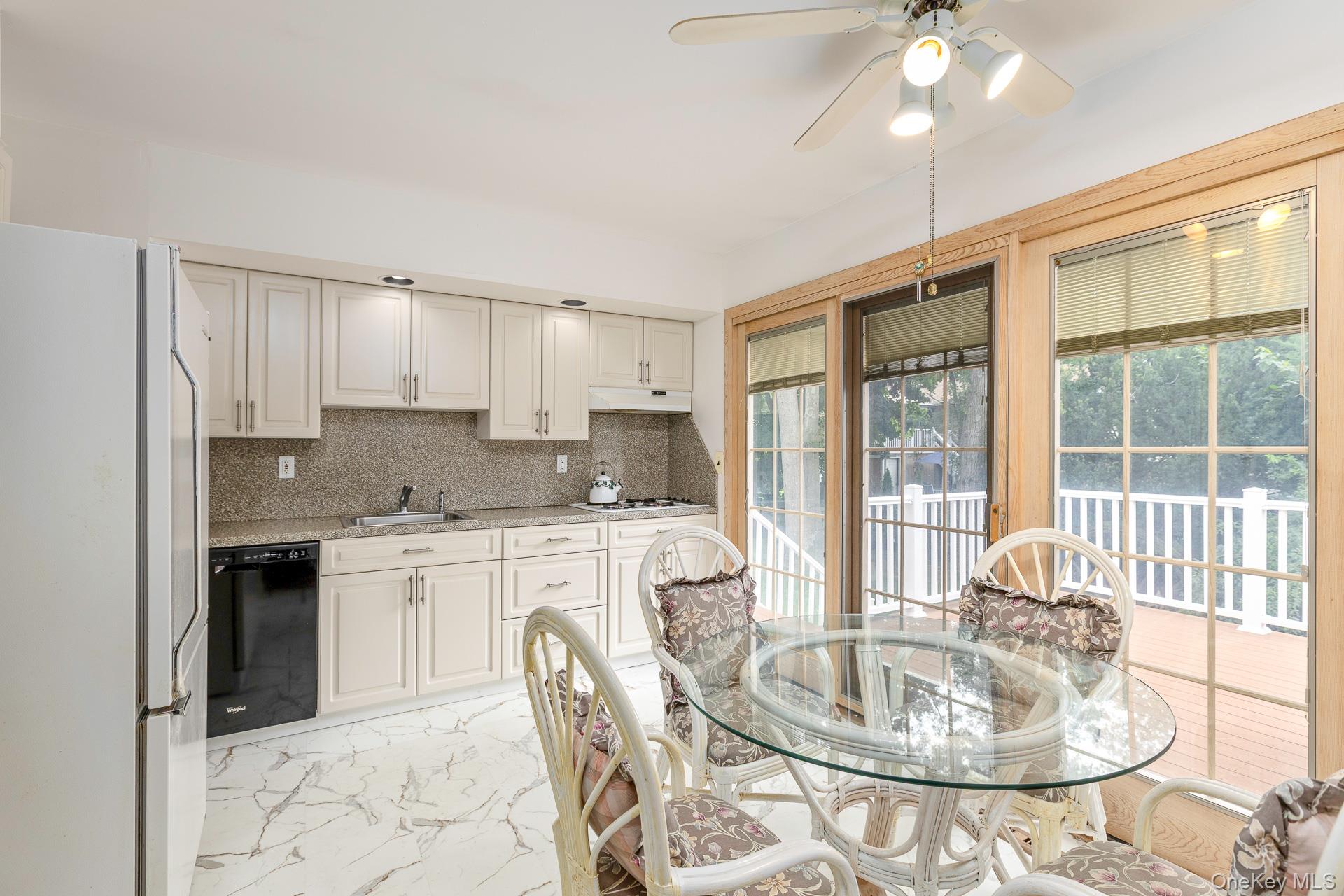 16 Arlington Avenue – For Sale photo 9